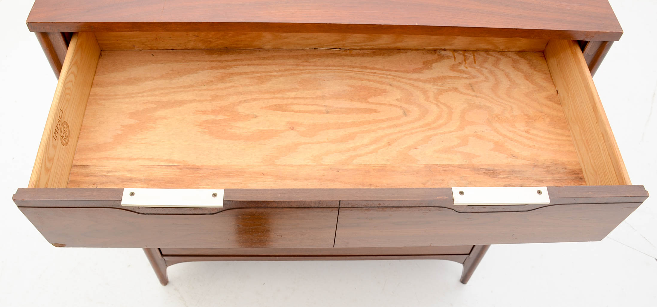 Kent-Coffey Mid Century Modern Chest of Drawers