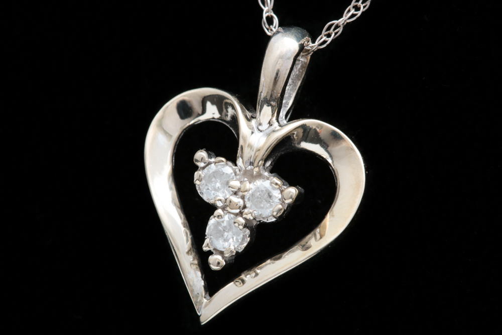 10K White Gold and Diamond Heart Pendant with Chain