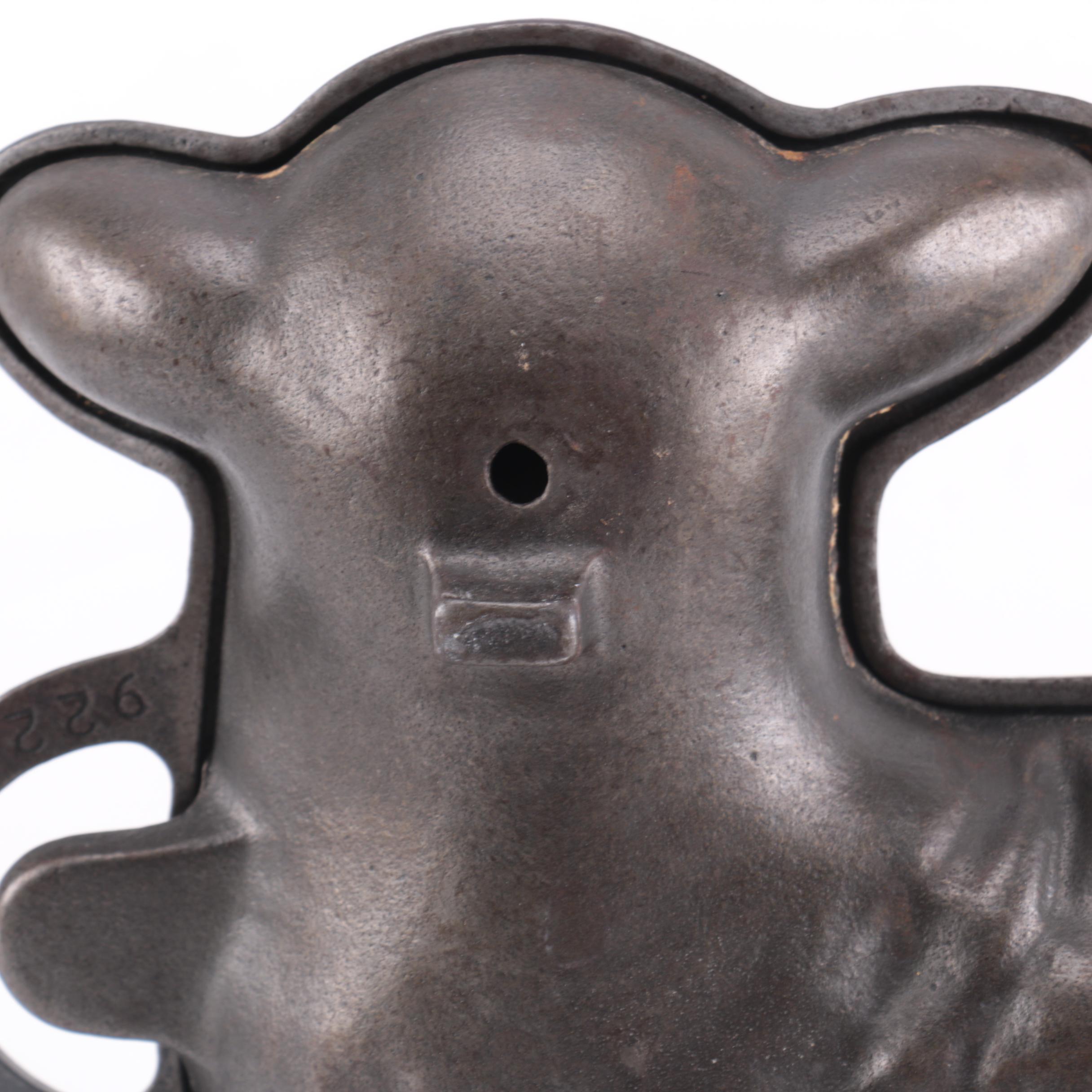 Vintage Griswold Cast Iron Lamb Cake Mold