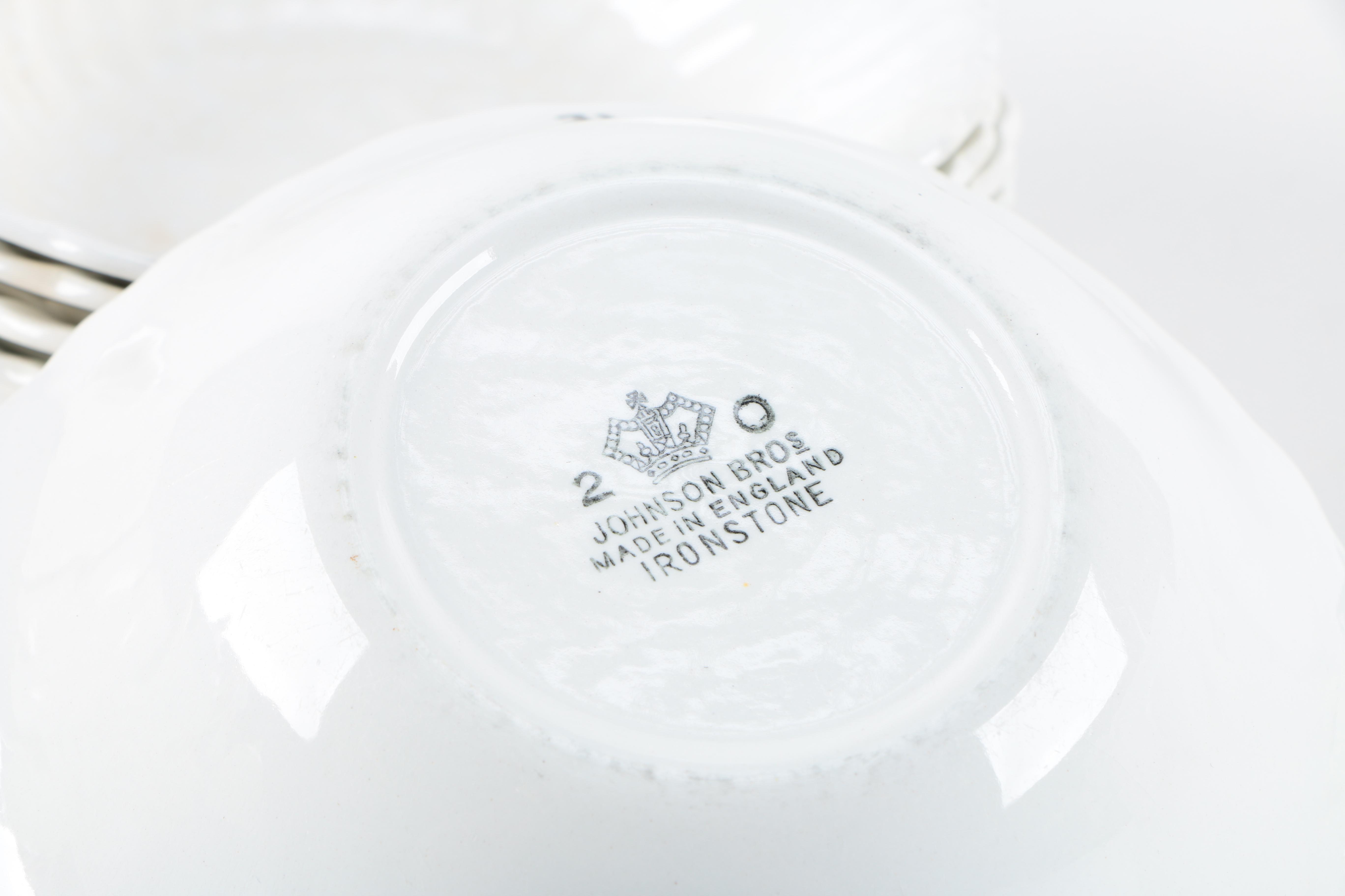 Johnson Brothers "Snowhite Recency" Tableware