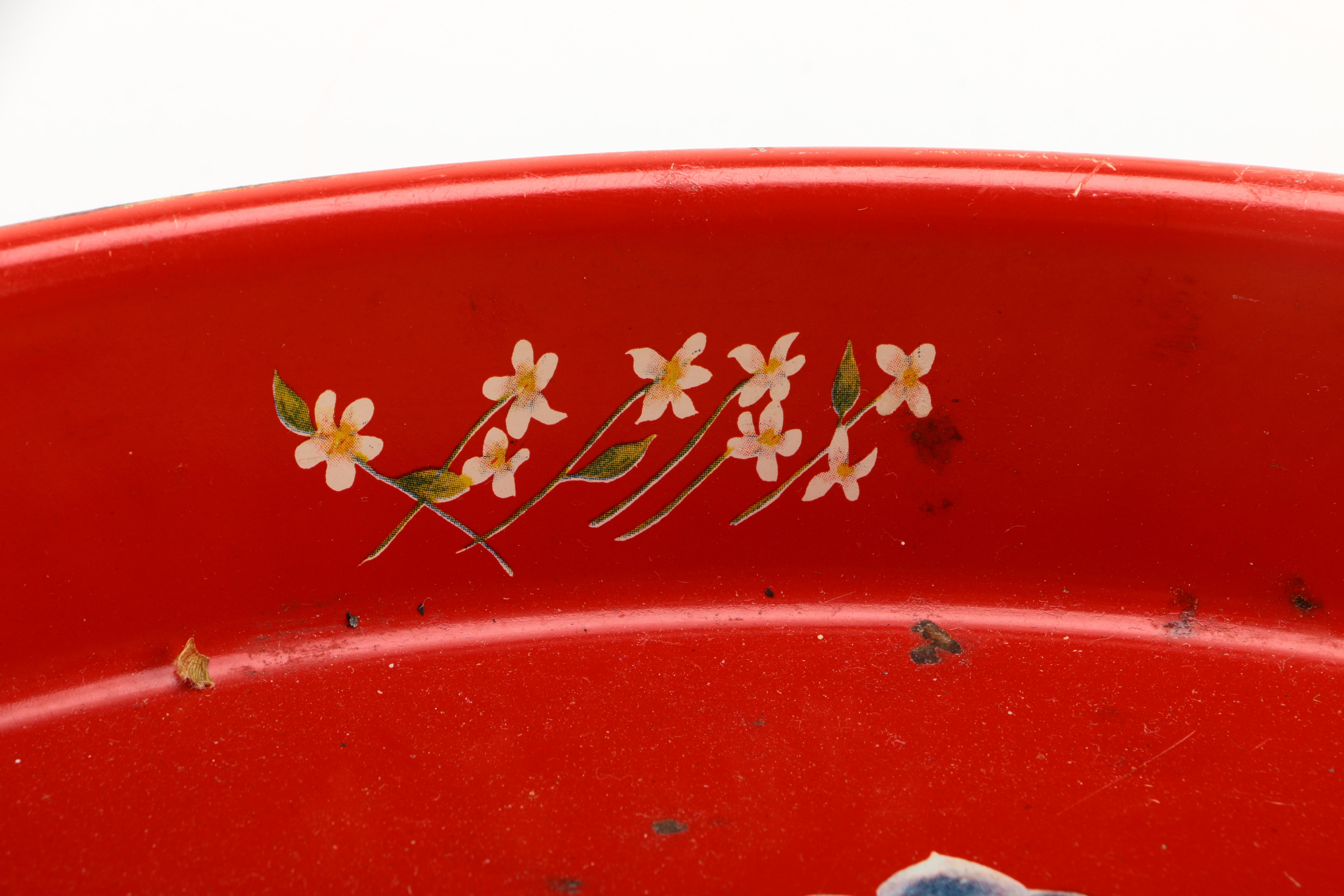 Grouping of Serving Dishes