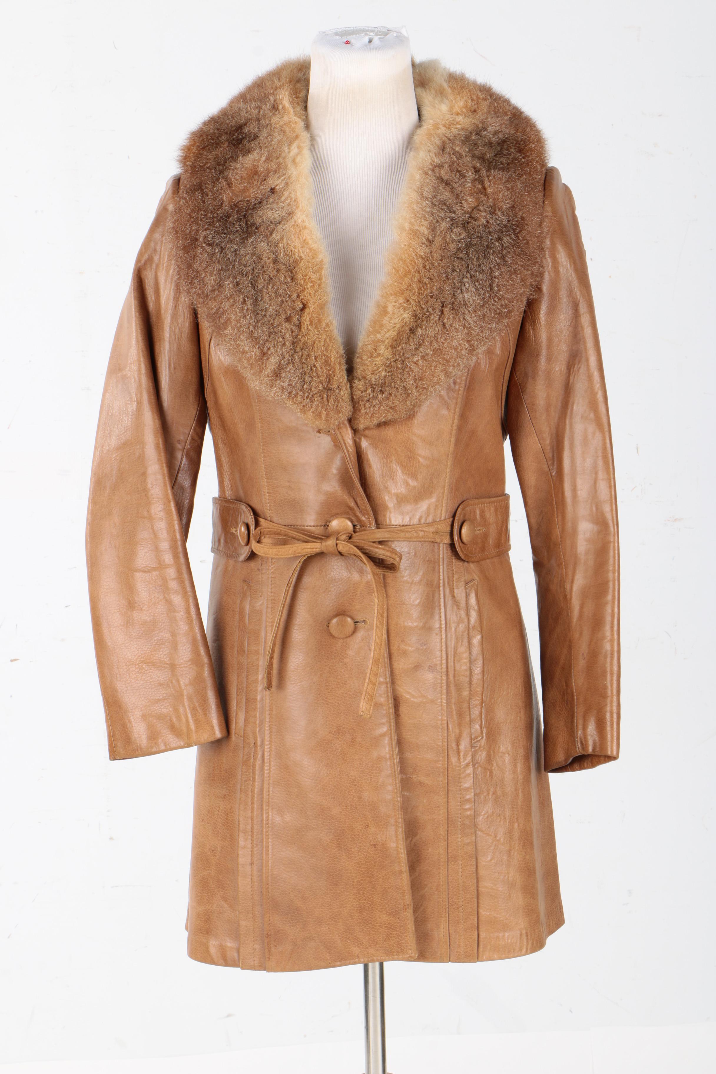 Lady Scully Leather Coat With Muskrat Collar