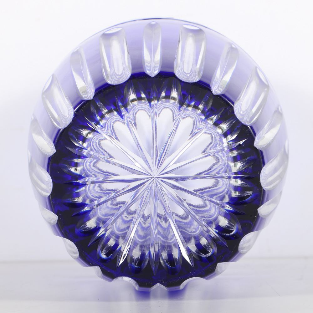 Crystal Clear Royal Cut to Clear Crystal Vase