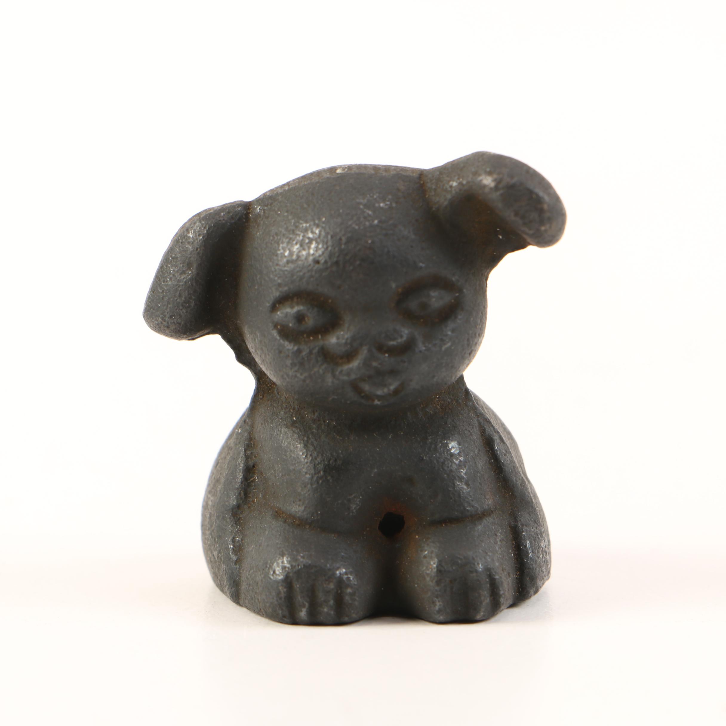 Vintage Griswold Cast Iron Dog Paperweight
