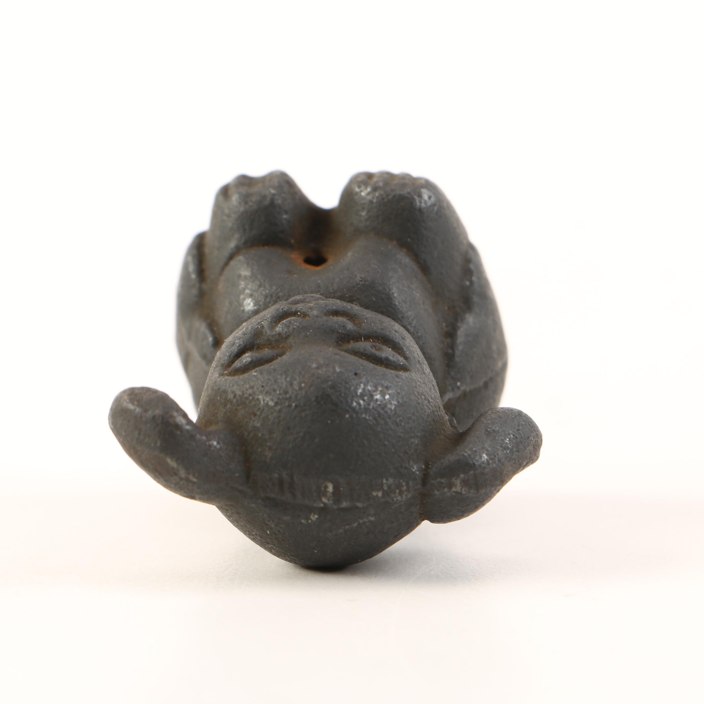 Vintage Griswold Cast Iron Dog Paperweight