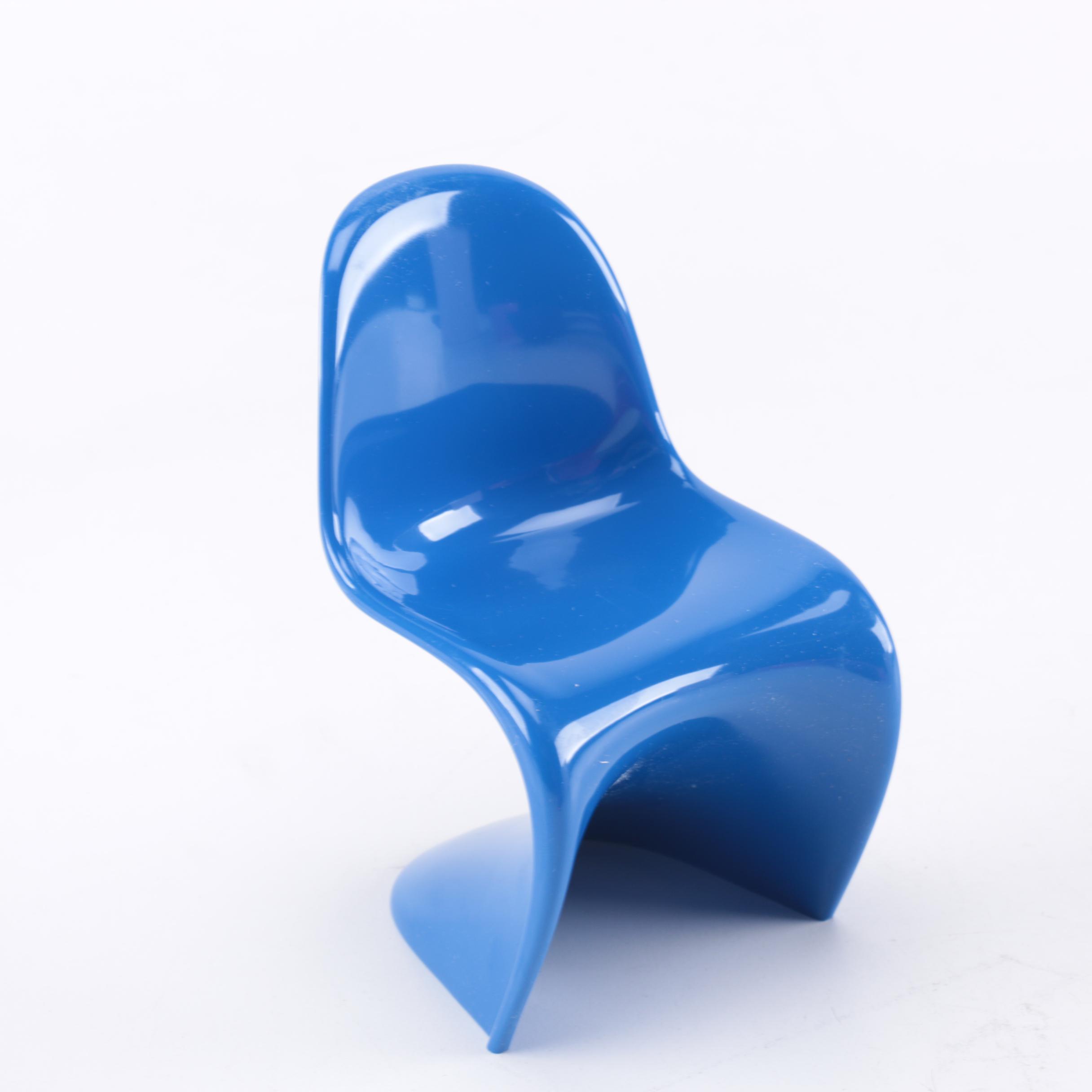 Vitra Design Museum Miniature Panton Chairs