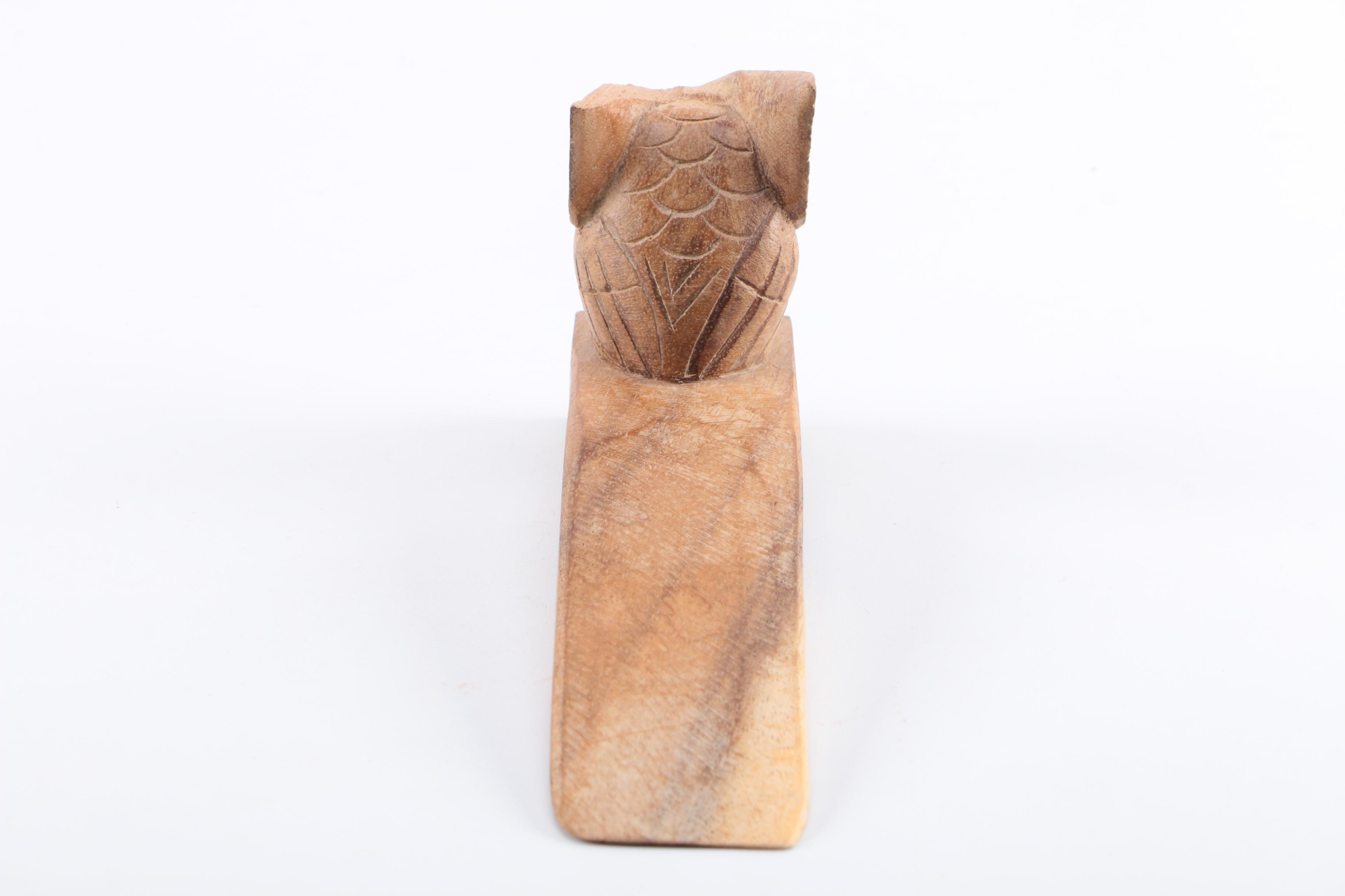 Bird-Themed Decorations Including Copper Nekras Bookend