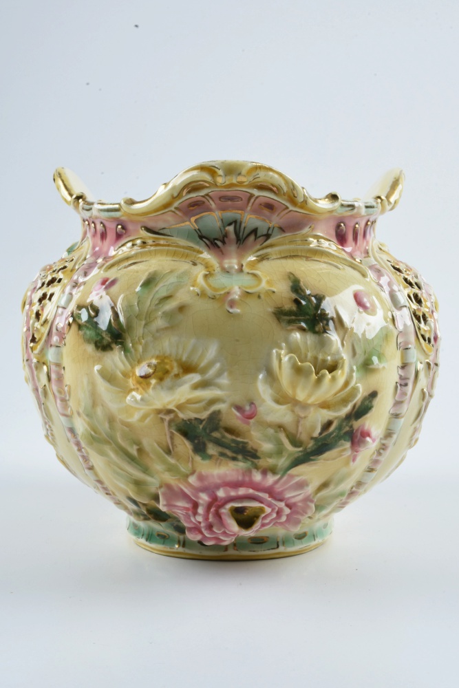 19th-Century Zsolnay Reticulated Ceramic Console Bowl