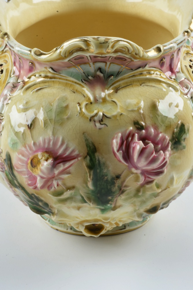 19th-Century Zsolnay Reticulated Ceramic Console Bowl