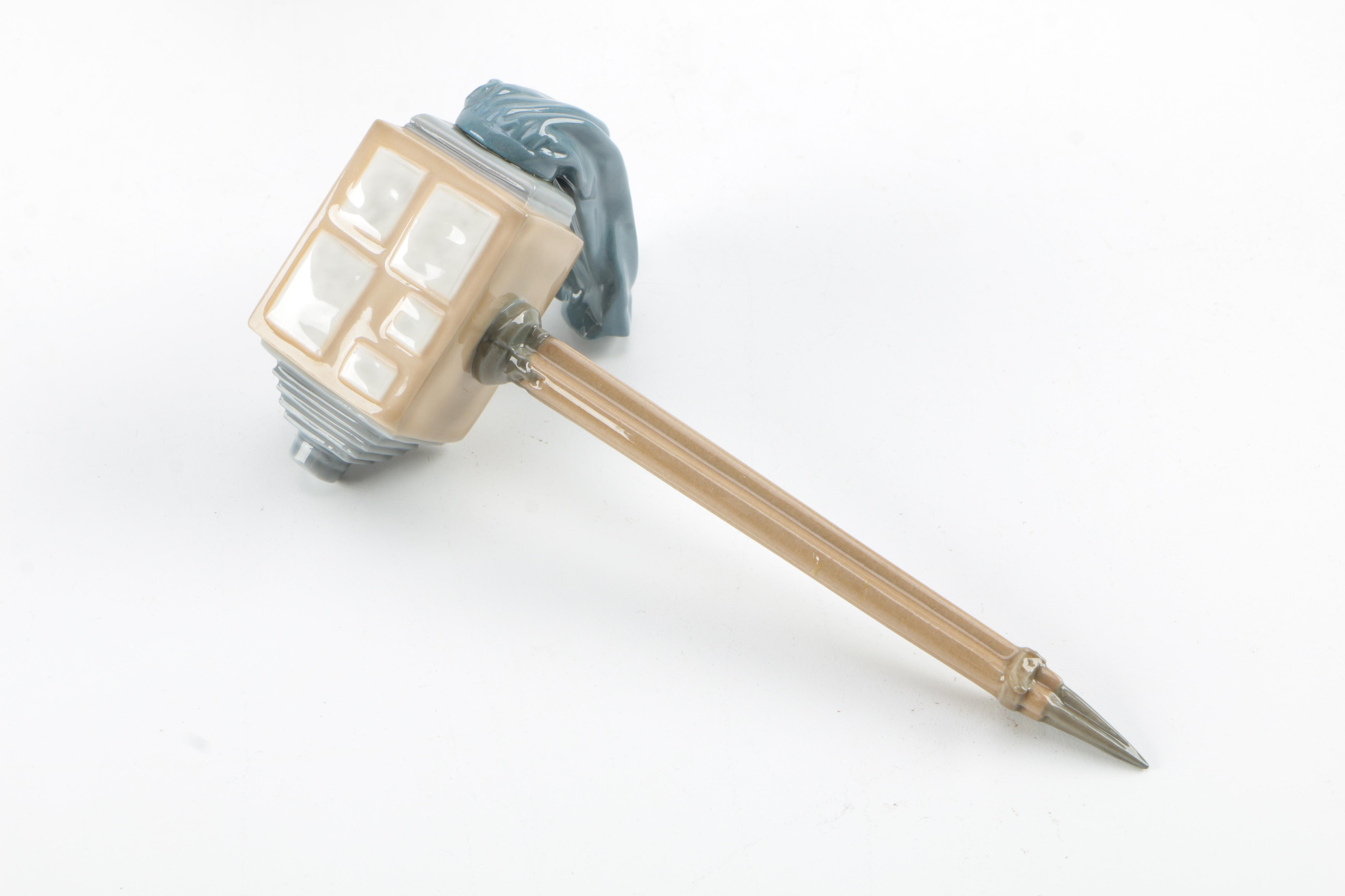 1984 Lladró "Roving Photographer" Porcelain Figurine