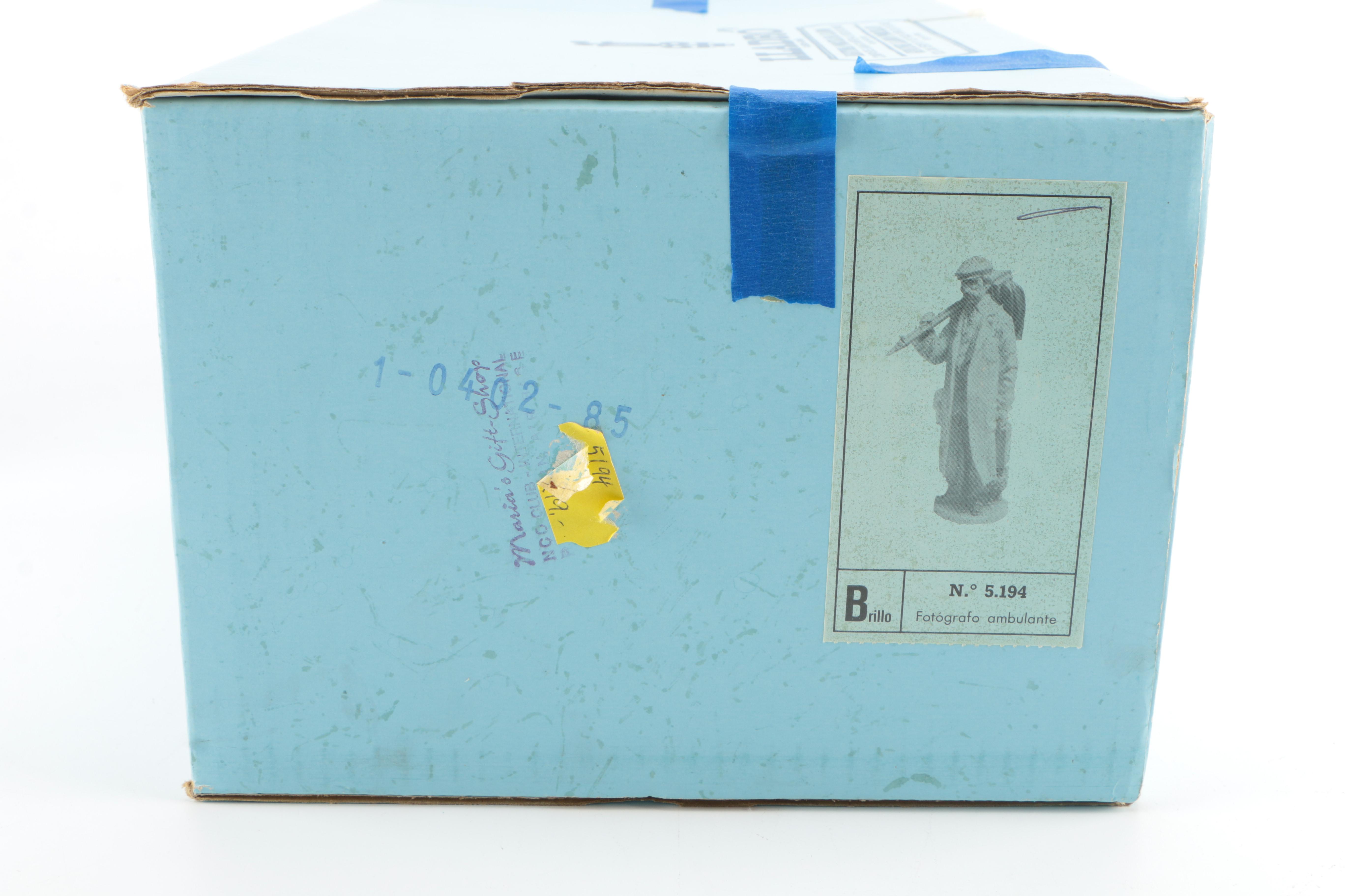 1984 Lladró "Roving Photographer" Porcelain Figurine