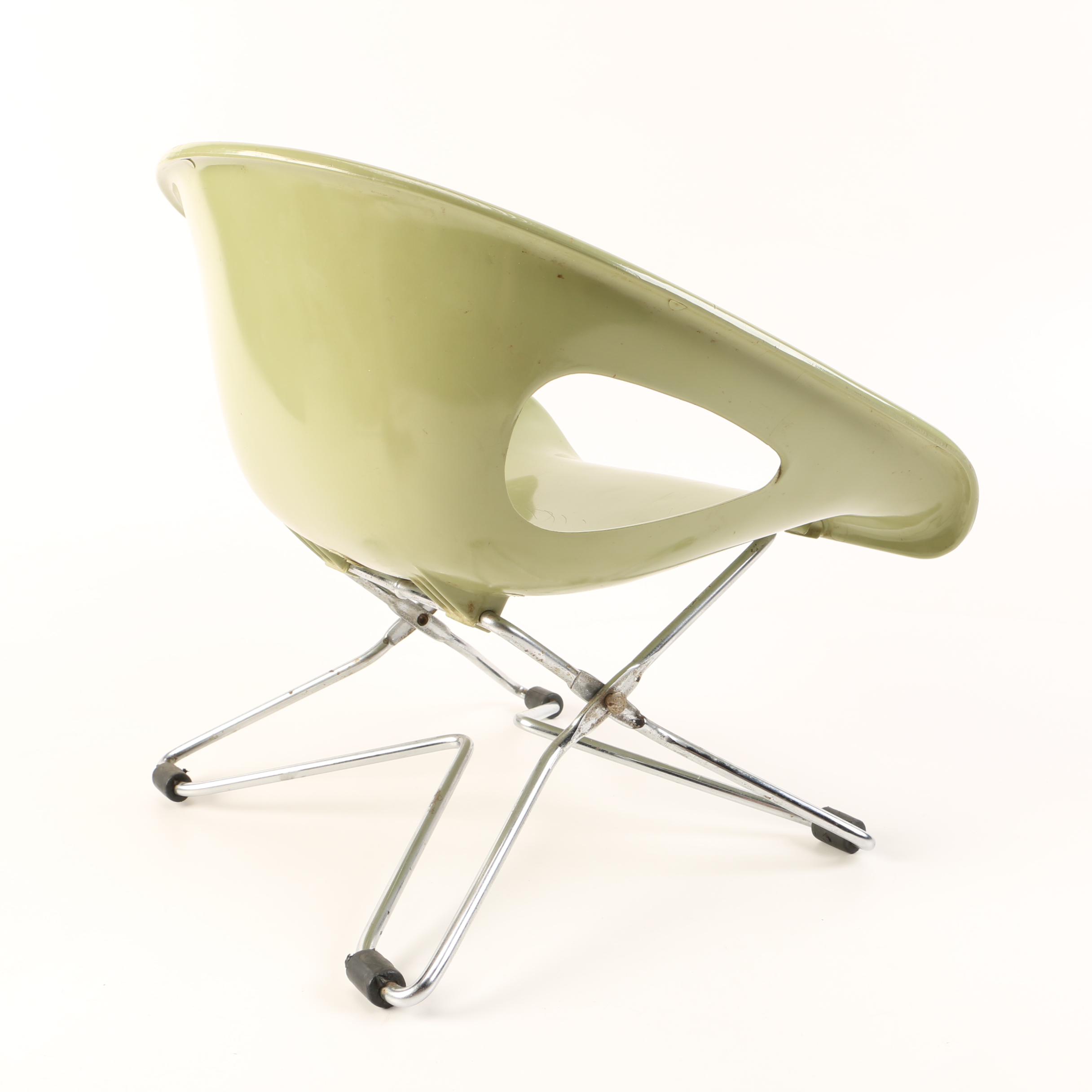 Mid-Century Modern Style Children's Scoop Chair by Cosco
