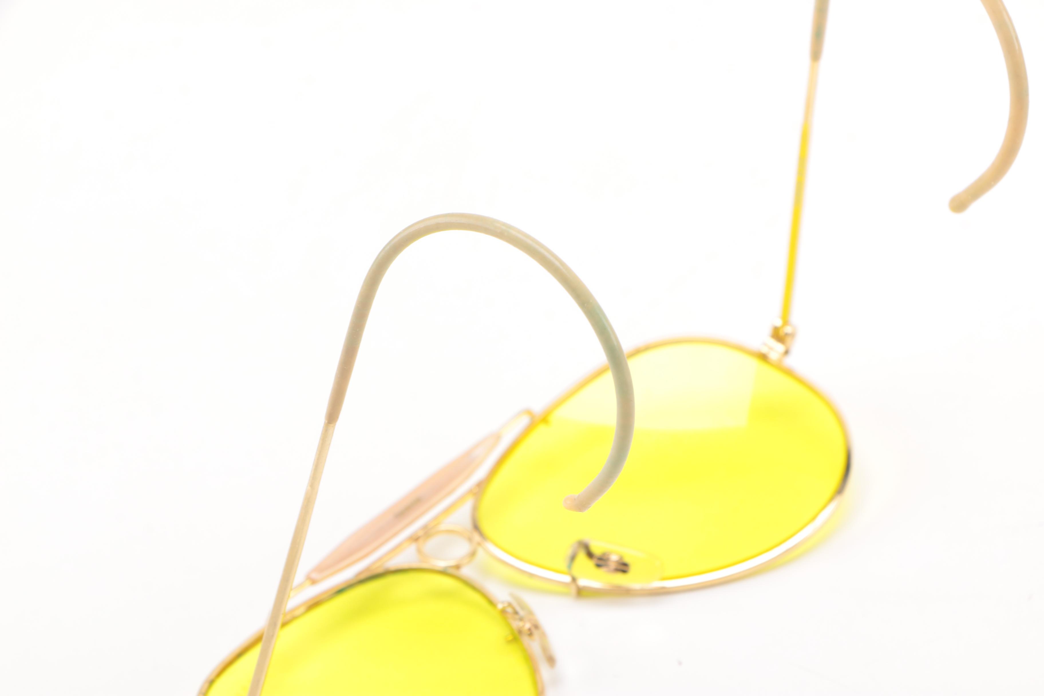 Simmons Aviator Sunglasses