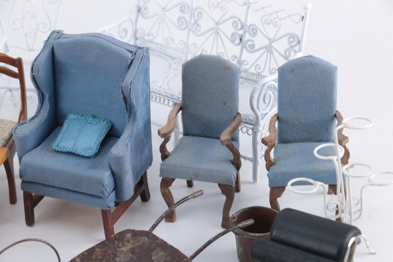 Dollhouse Furniture, Miniature Dolls and Accessories