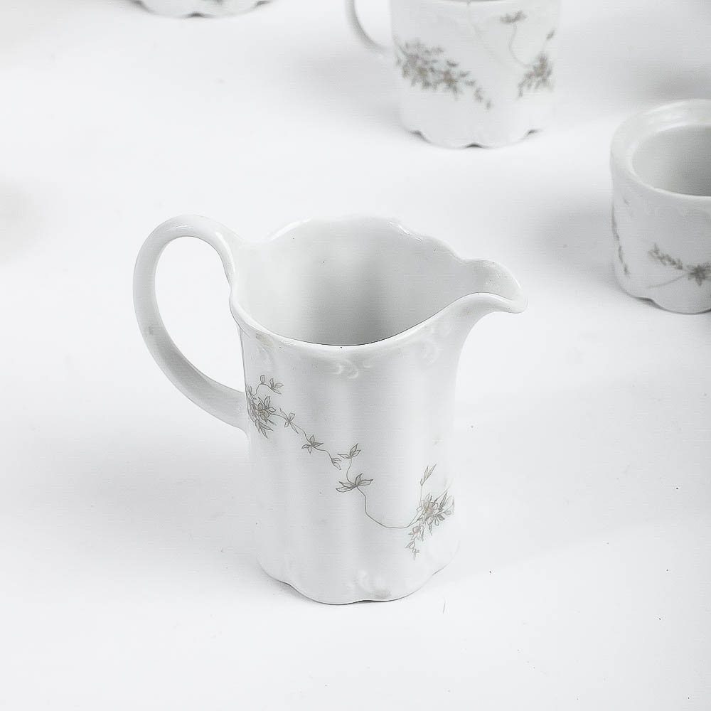 A Collection of Vintage Rosenthal "Classic Rose" Serve Ware Including a Tea Service