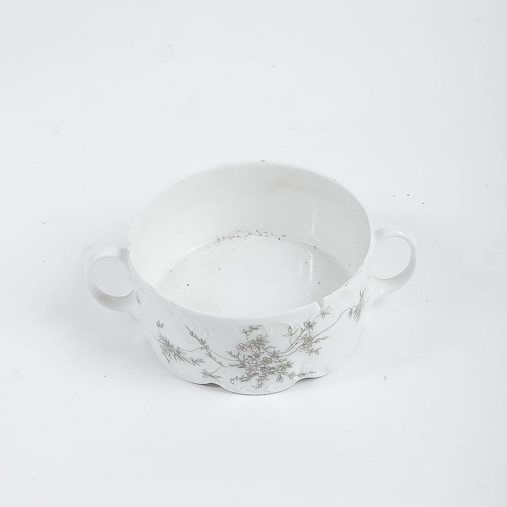 A Collection of Vintage Rosenthal "Classic Rose" Serve Ware Including a Tea Service