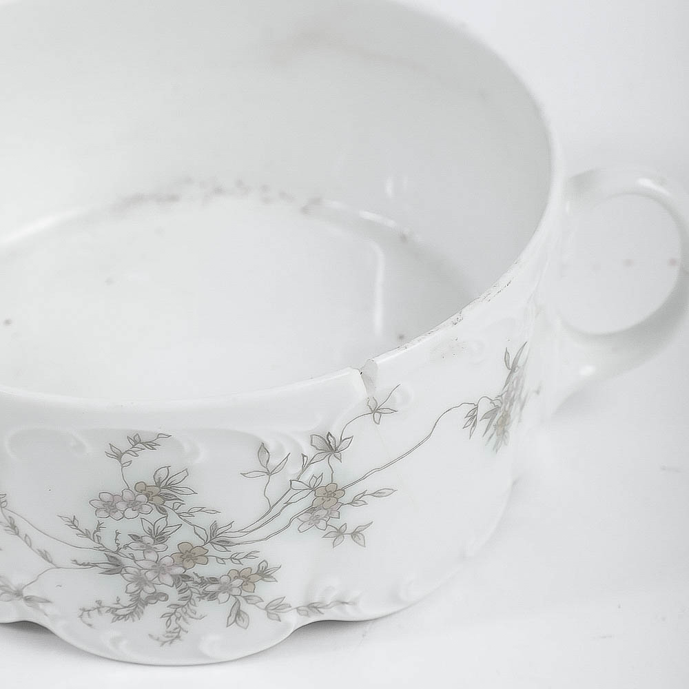 A Collection of Vintage Rosenthal "Classic Rose" Serve Ware Including a Tea Service