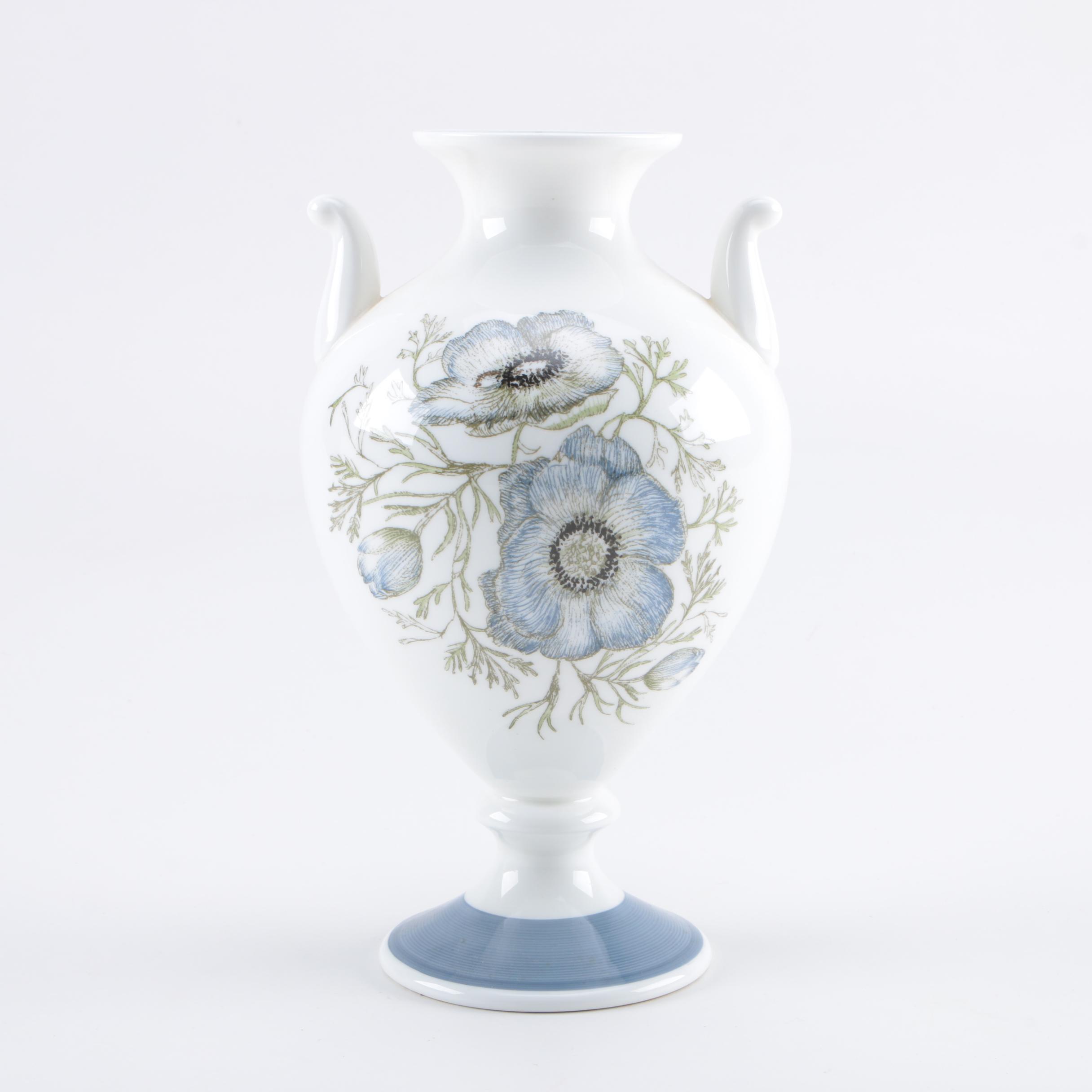 Mid Century Wedgwood "Glen Mist" Vase Designed by Susie Cooper