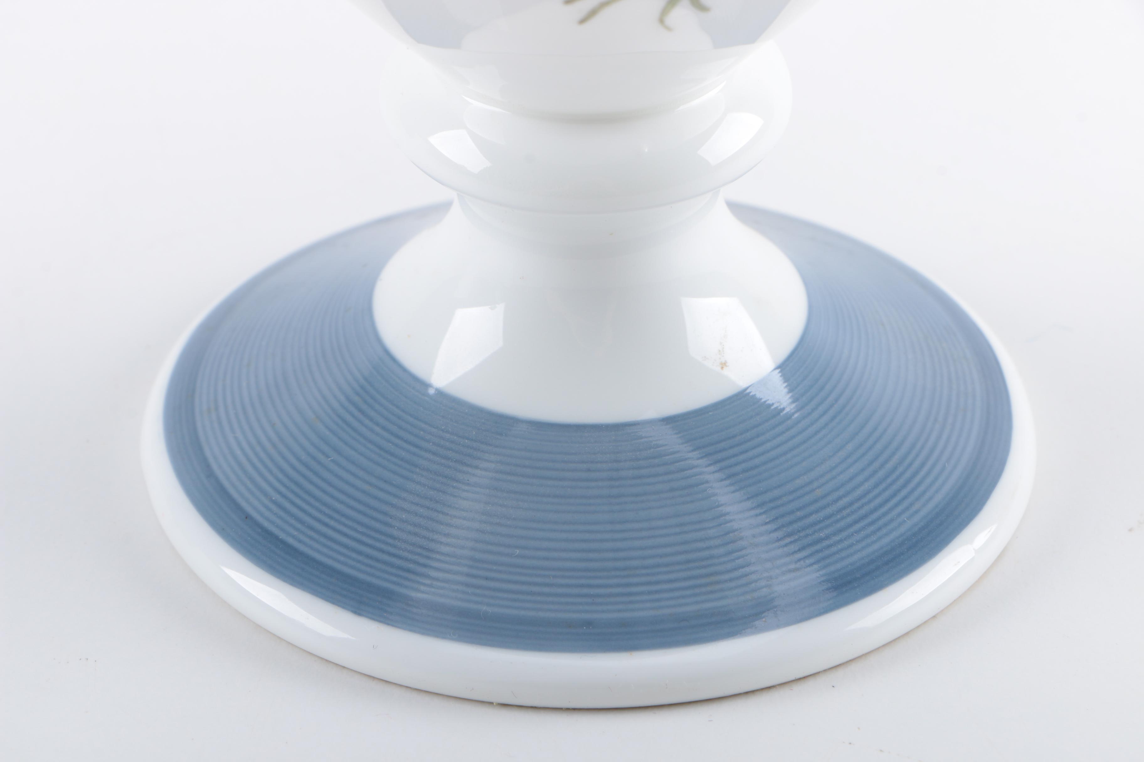 Mid Century Wedgwood "Glen Mist" Vase Designed by Susie Cooper