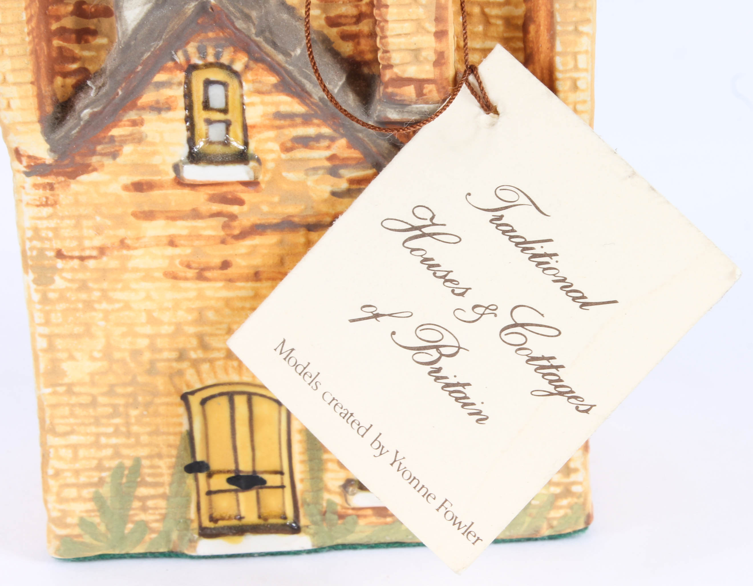 Van Hill Pottery "Traditional Houses & Cottages of Great Britain" Figurines