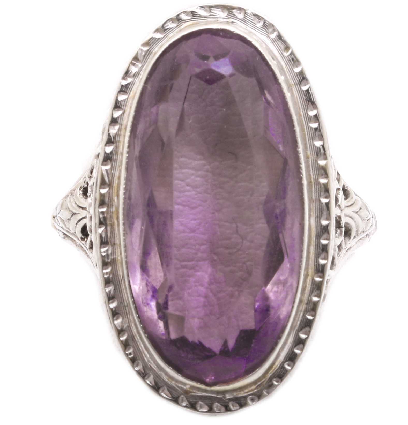 18K White Gold Amethyst Ring