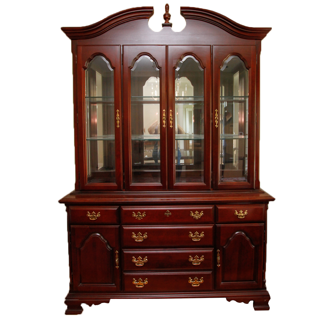 Sumter Cabinet Co. Queen Anne Style China Cabinet