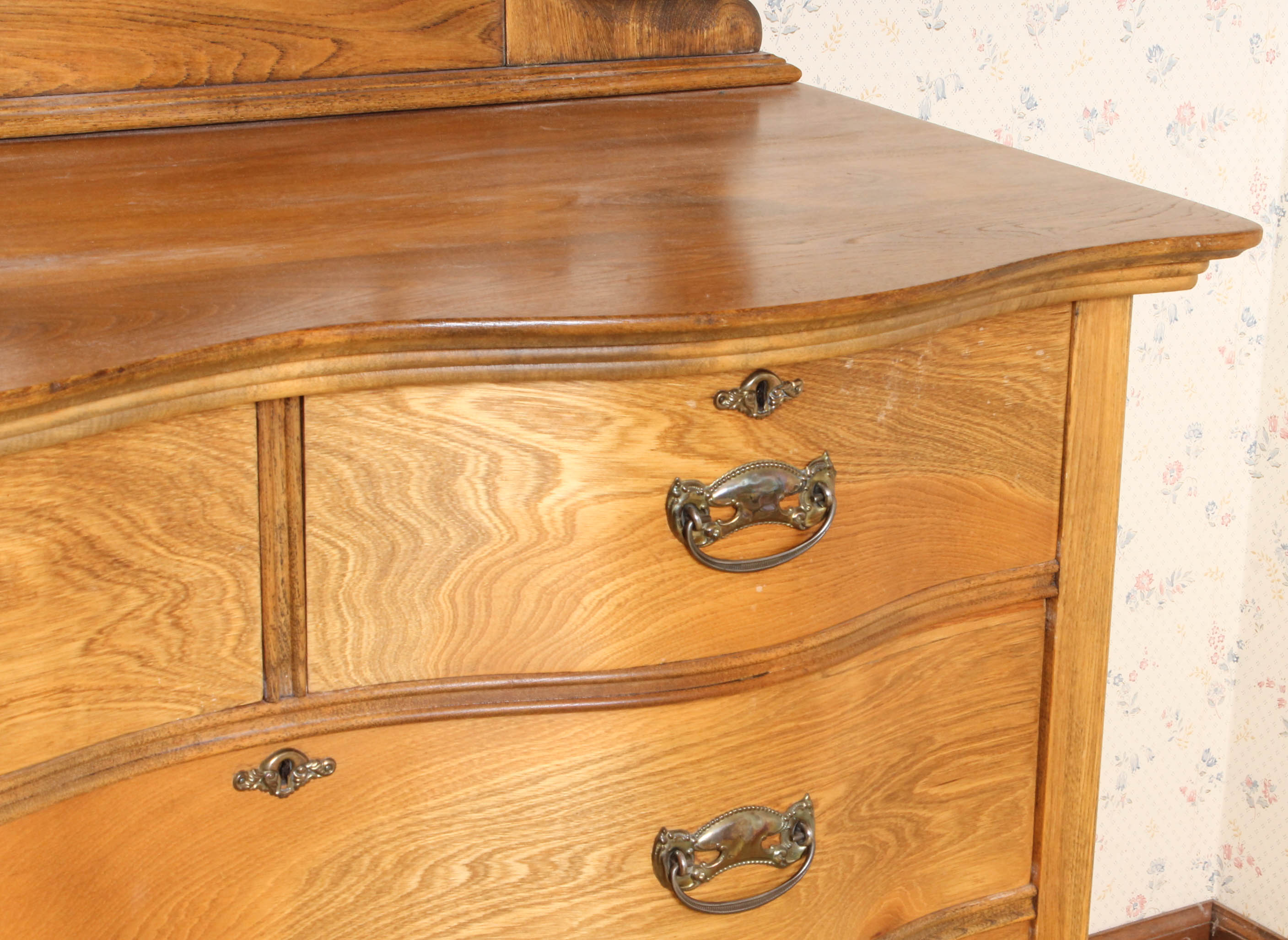 Early Twentieth-Century Oak Dresser with Mirror