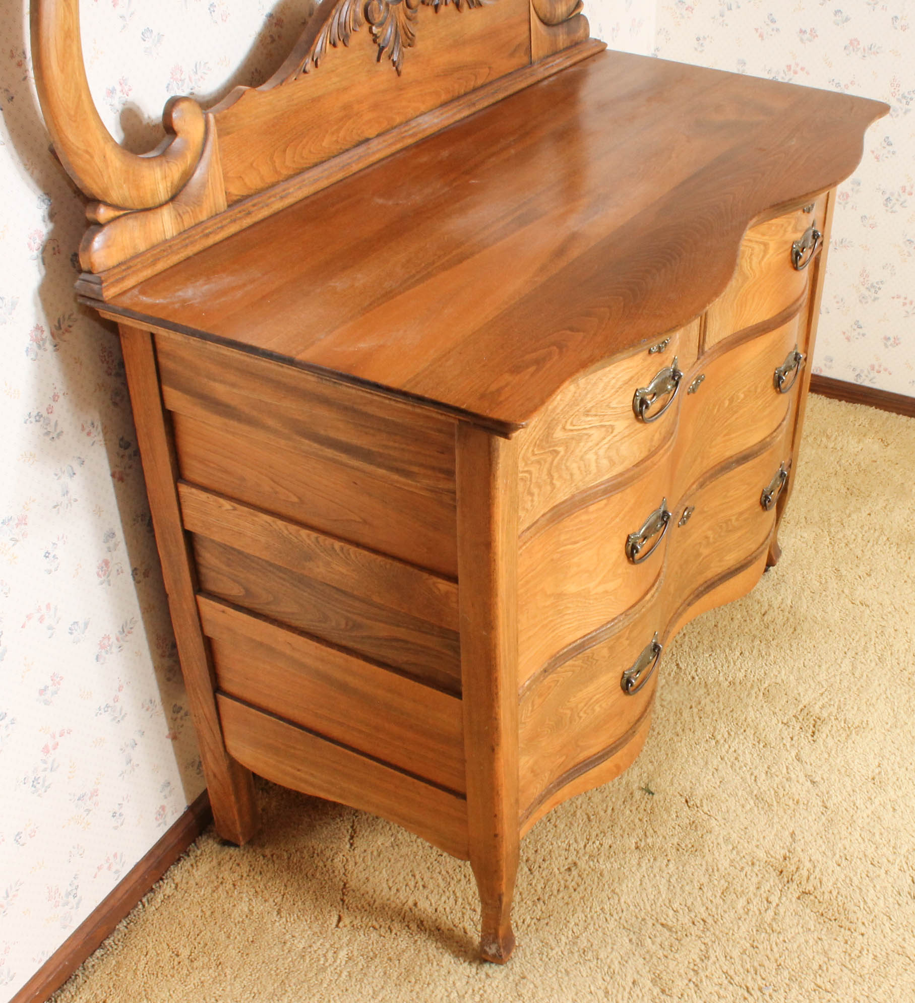 Early Twentieth-Century Oak Dresser with Mirror