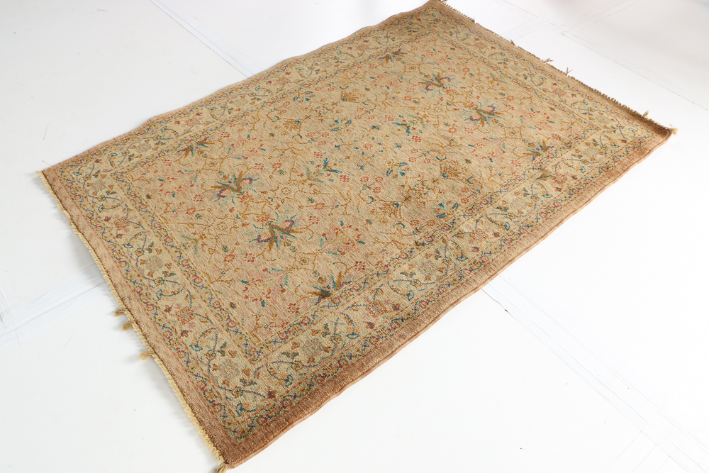 Machine Made Ethan Allen "Antique Traditions" Area Rug