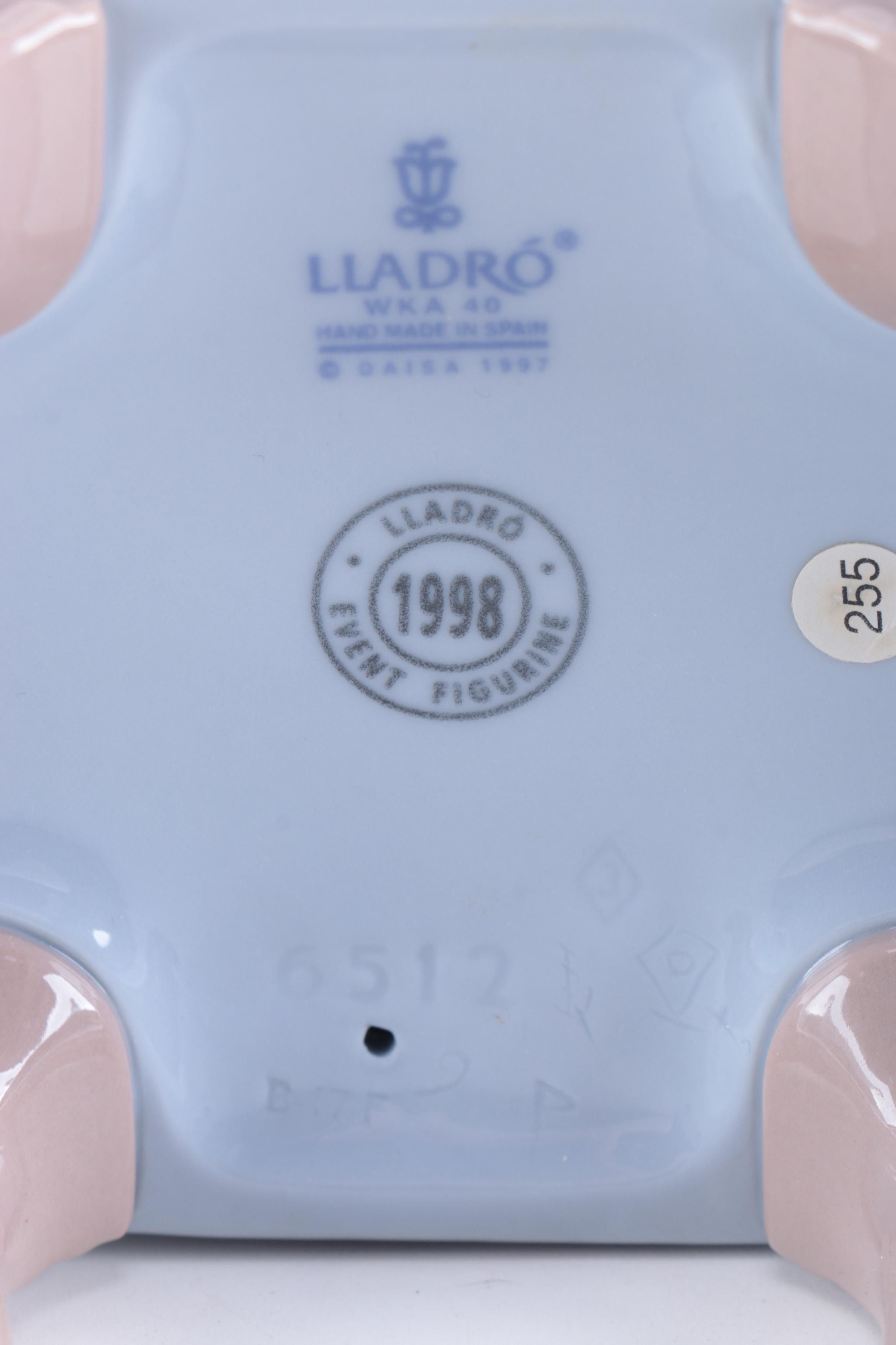 1998 Lladró Event Figurine "Purr-Fect Friends" Porcelain Figurine