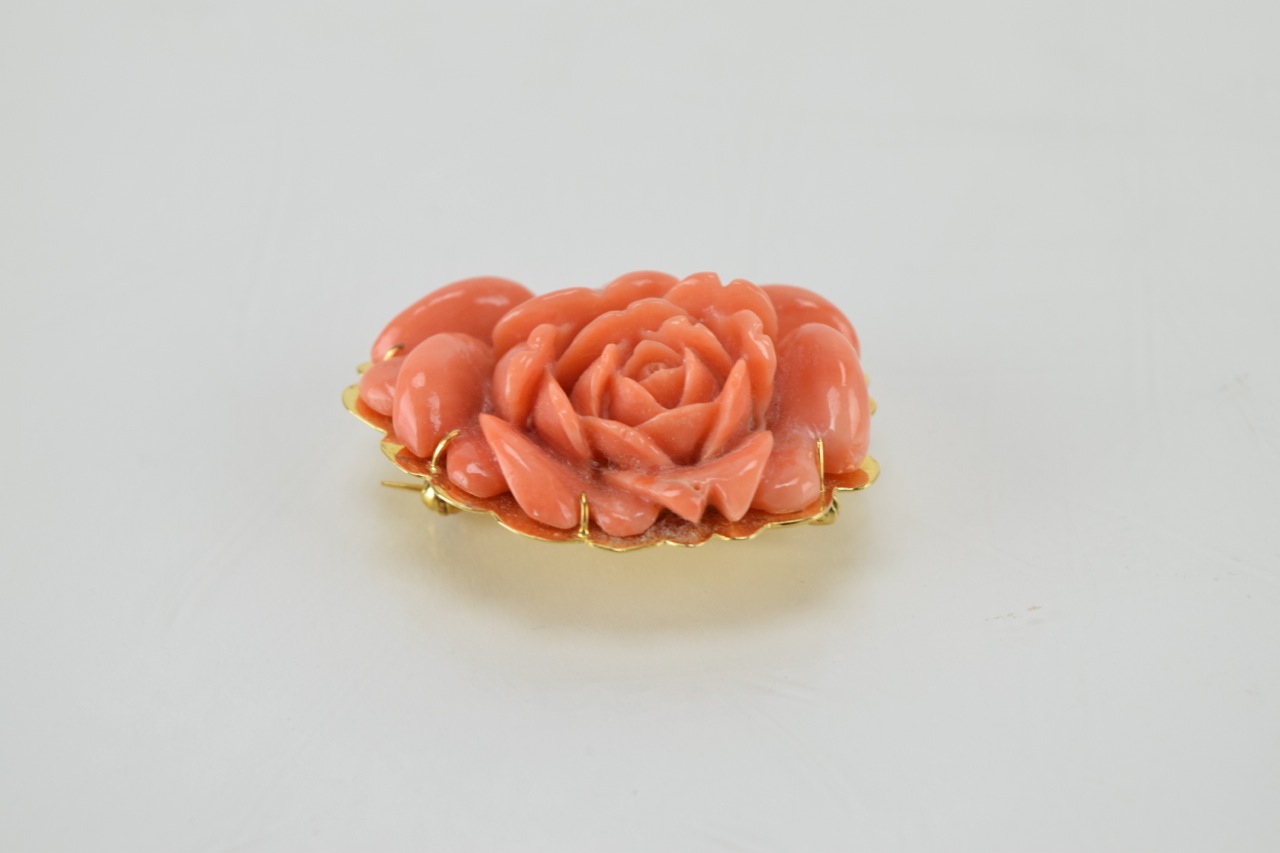 14K Yellow Gold and Carved Pink Coral Brooch
