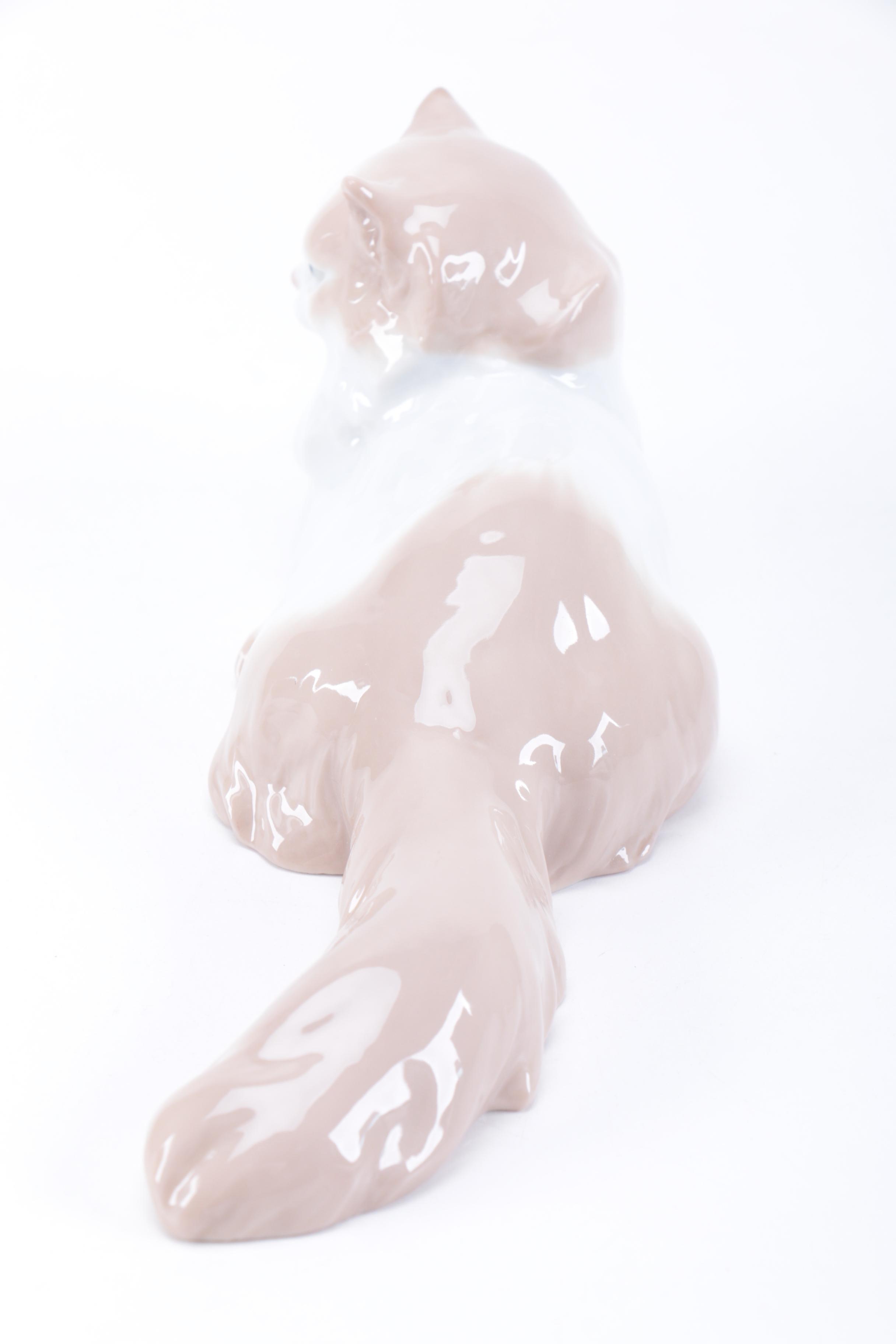 NAO "Angora Cat" Figurine