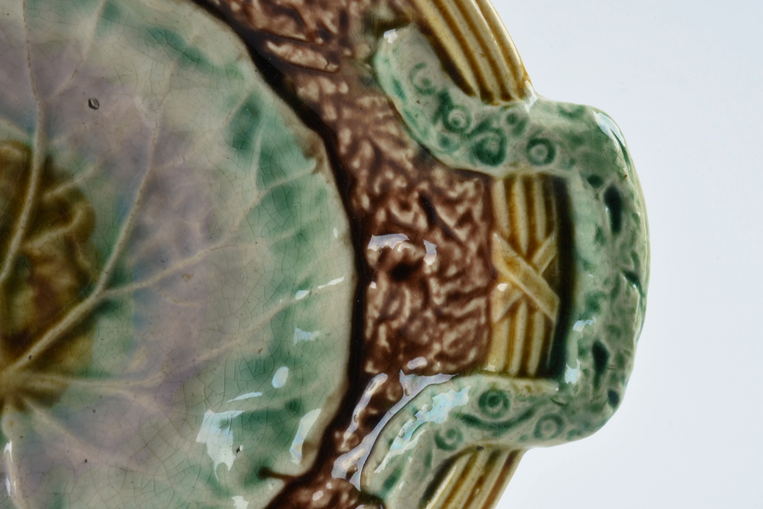 Antique English Majolica Begonia Leaf Platter