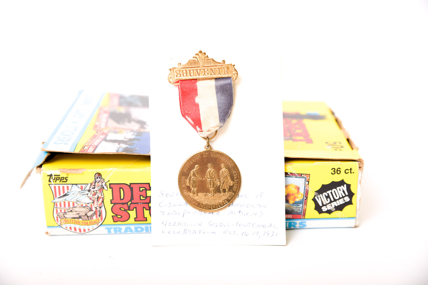 Desert Storm Trading Cards and Souvenir Pin