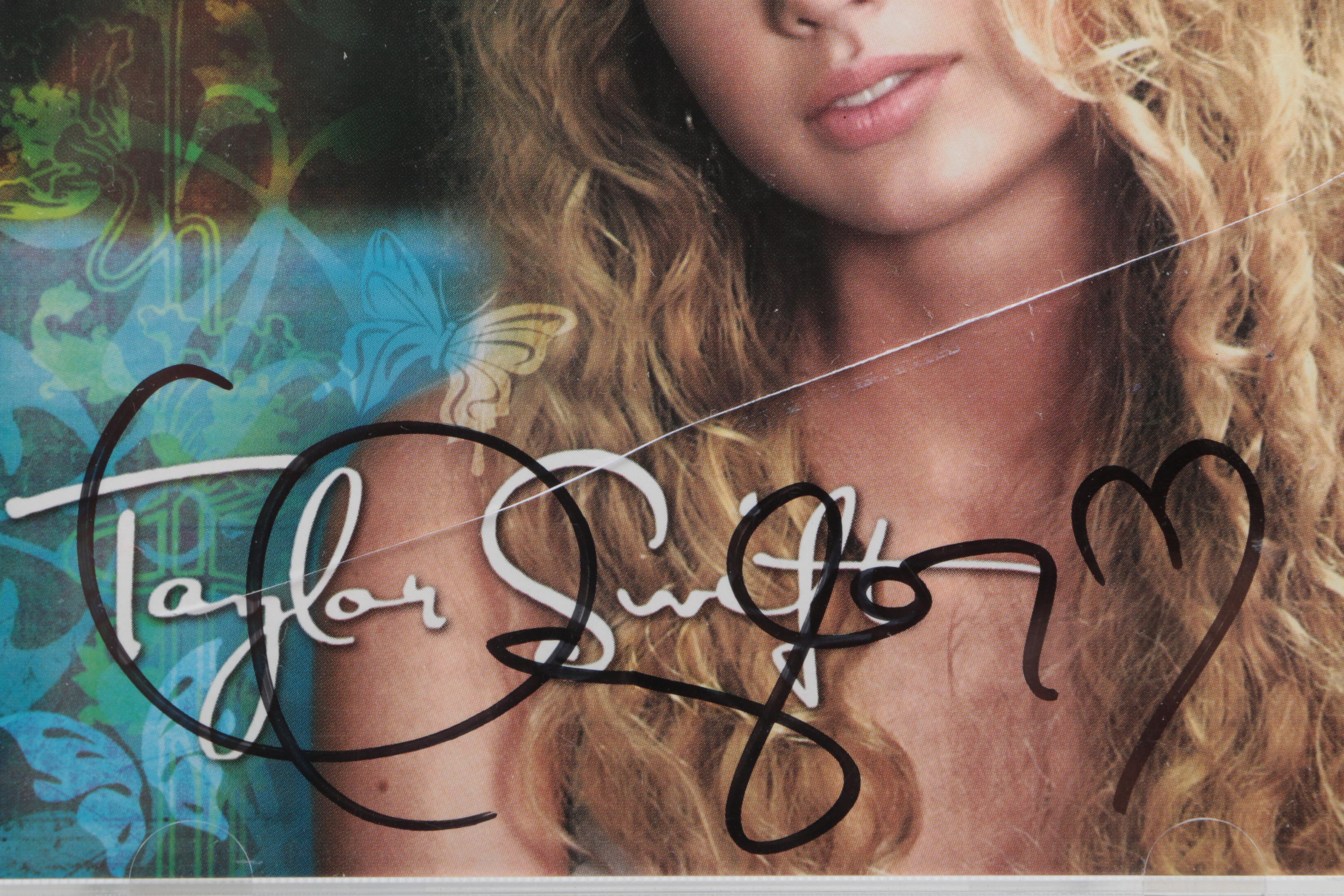 Taylor Swift Signed Debut CD "Taylor Swift"