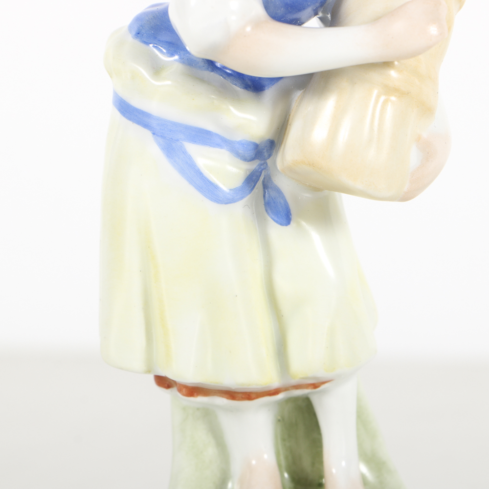 Herend Porcelain Figurine Of A Girl With Wheat