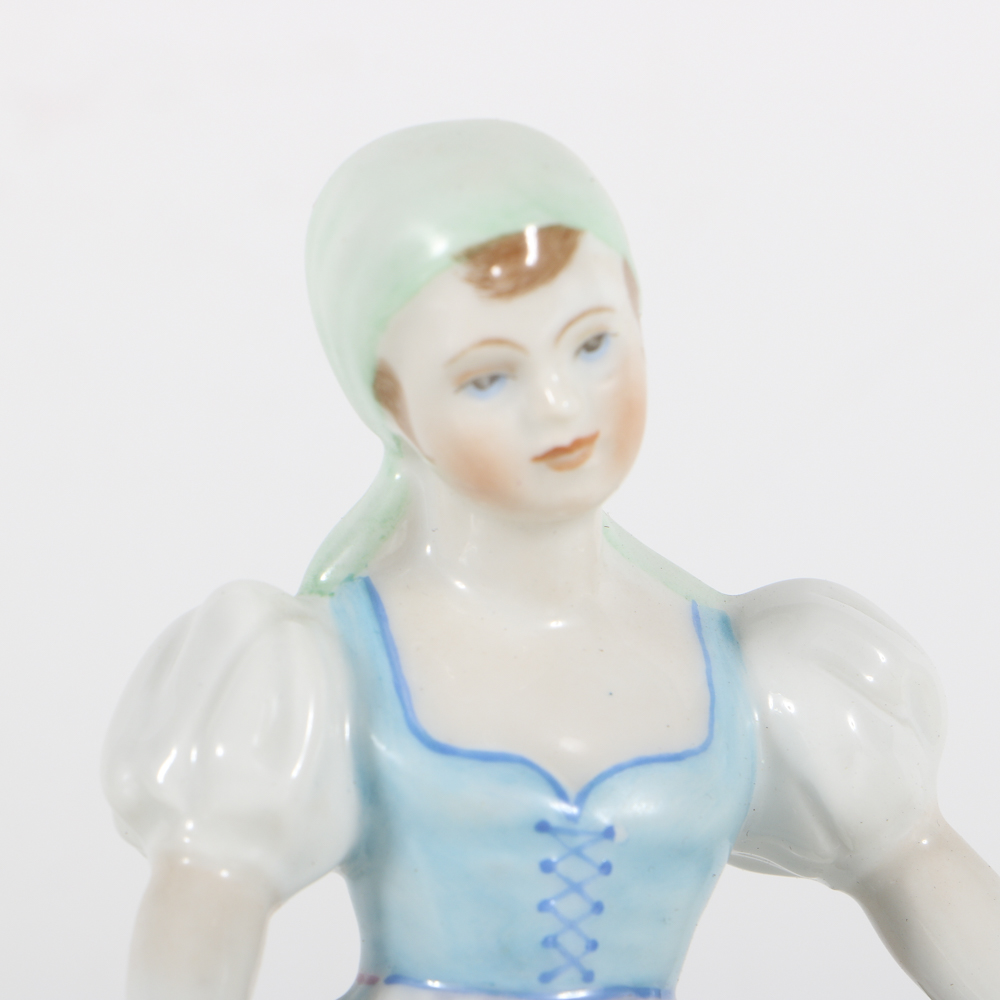 Herend Porcelain Figurine Of A Girl With Flowers