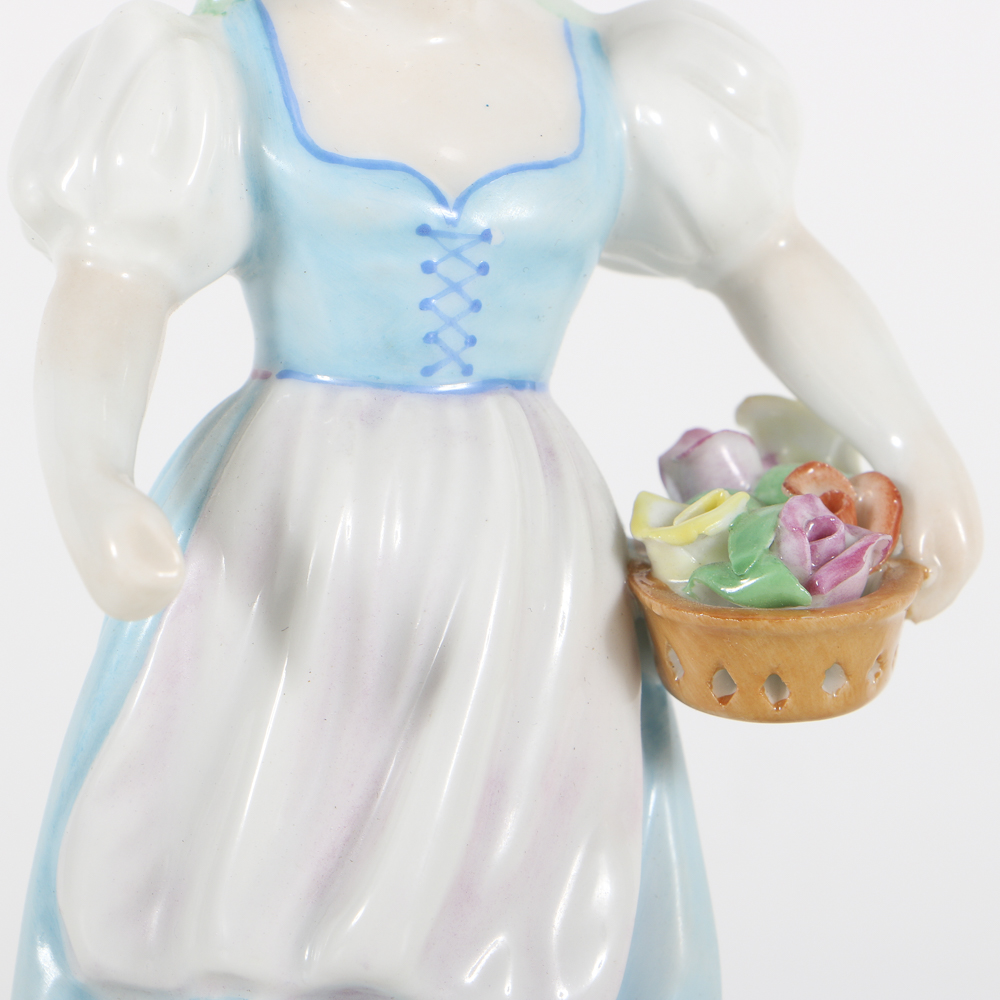 Herend Porcelain Figurine Of A Girl With Flowers