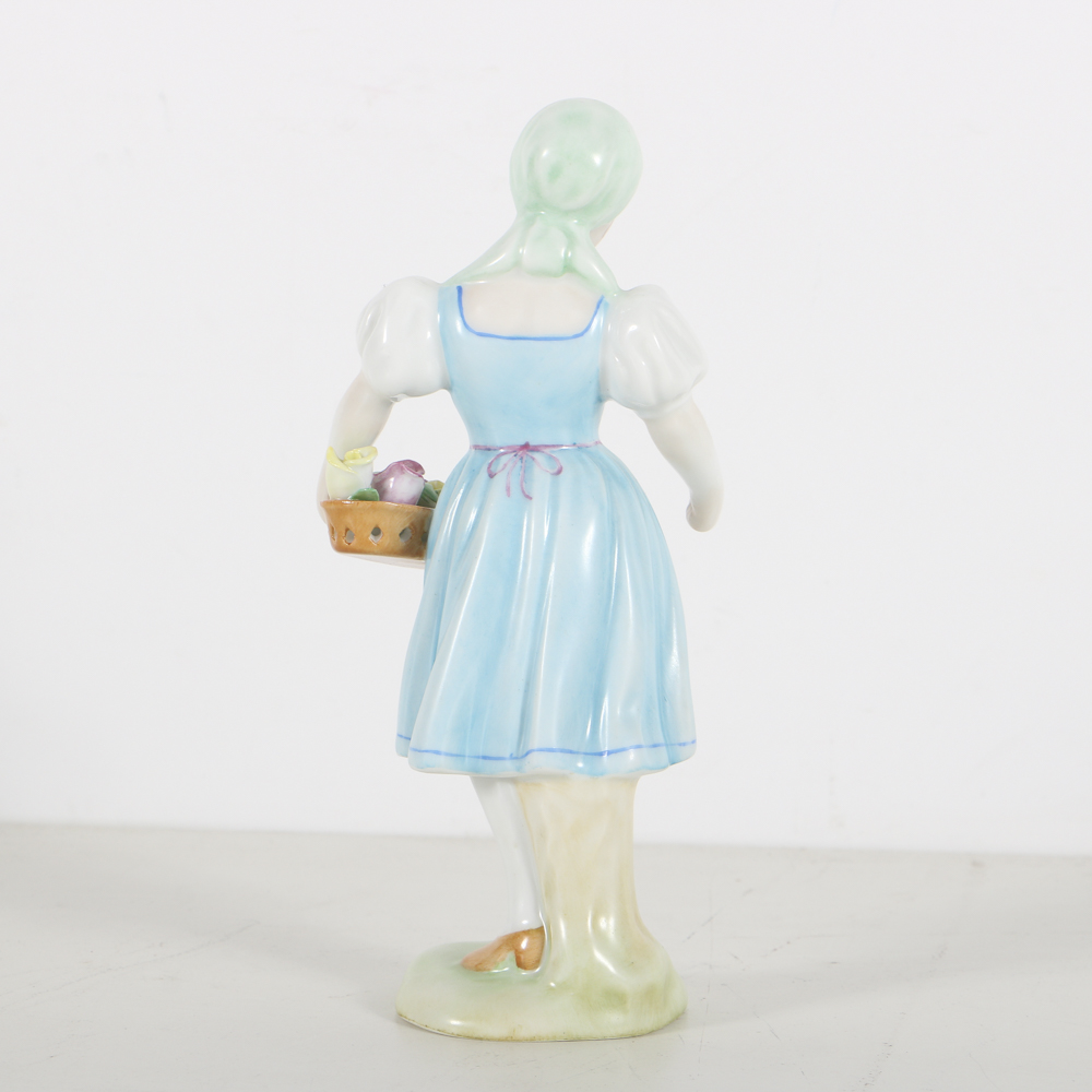 Herend Porcelain Figurine Of A Girl With Flowers