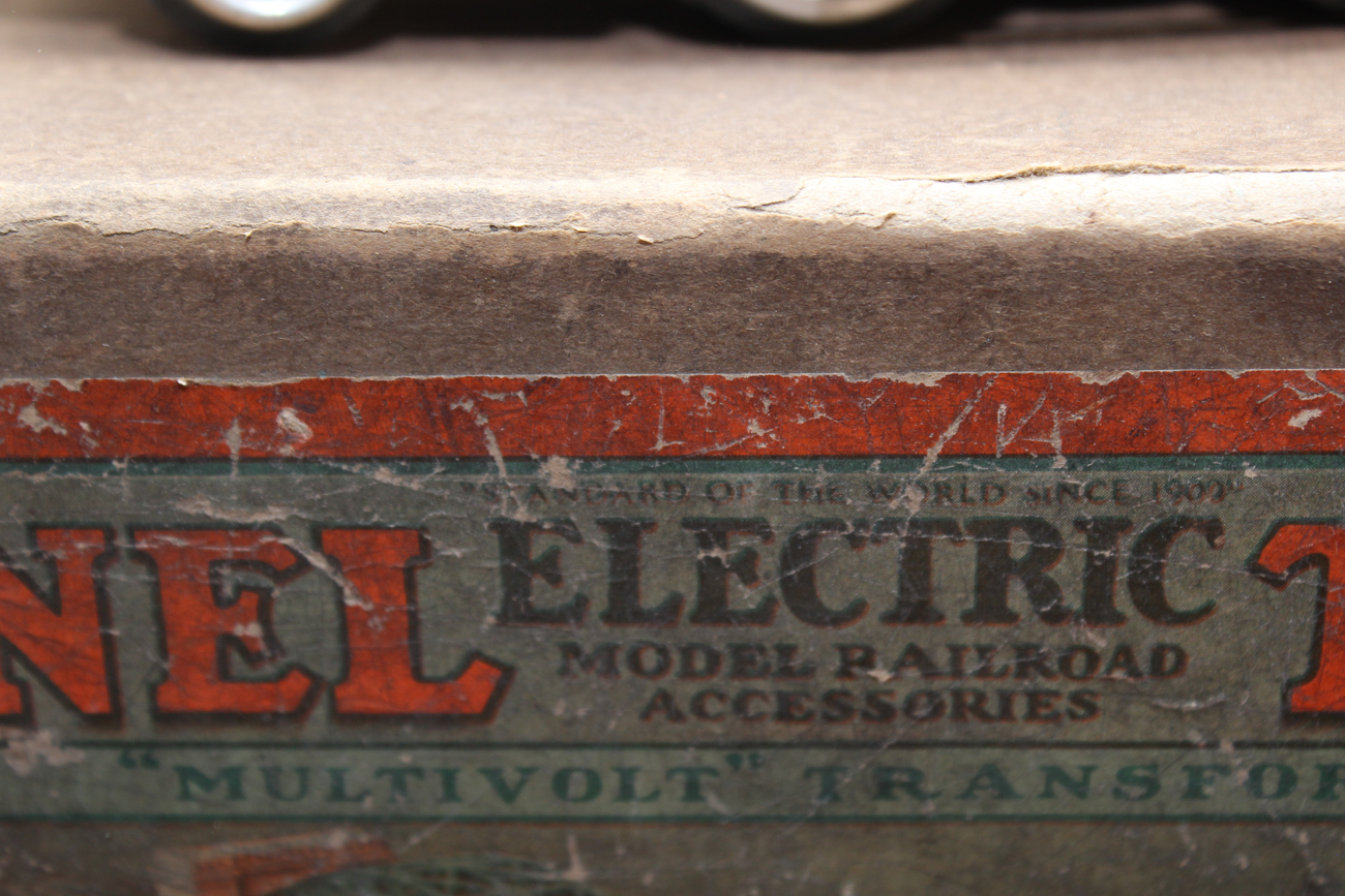 Post War Lionel Train Set 233 O Gauge with Original Box