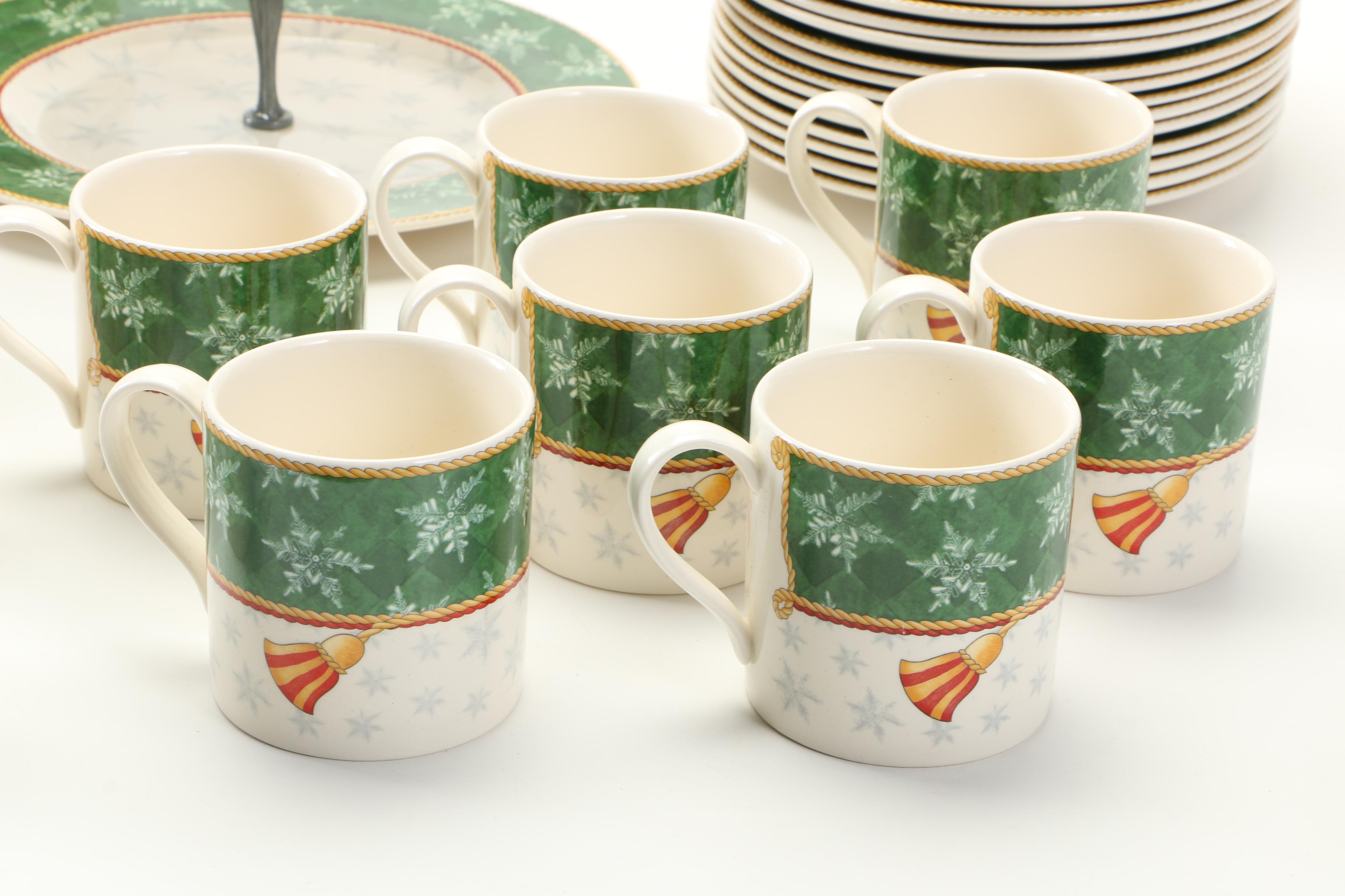 Wedgwood "Winter Festival" Earthenware Dish Set