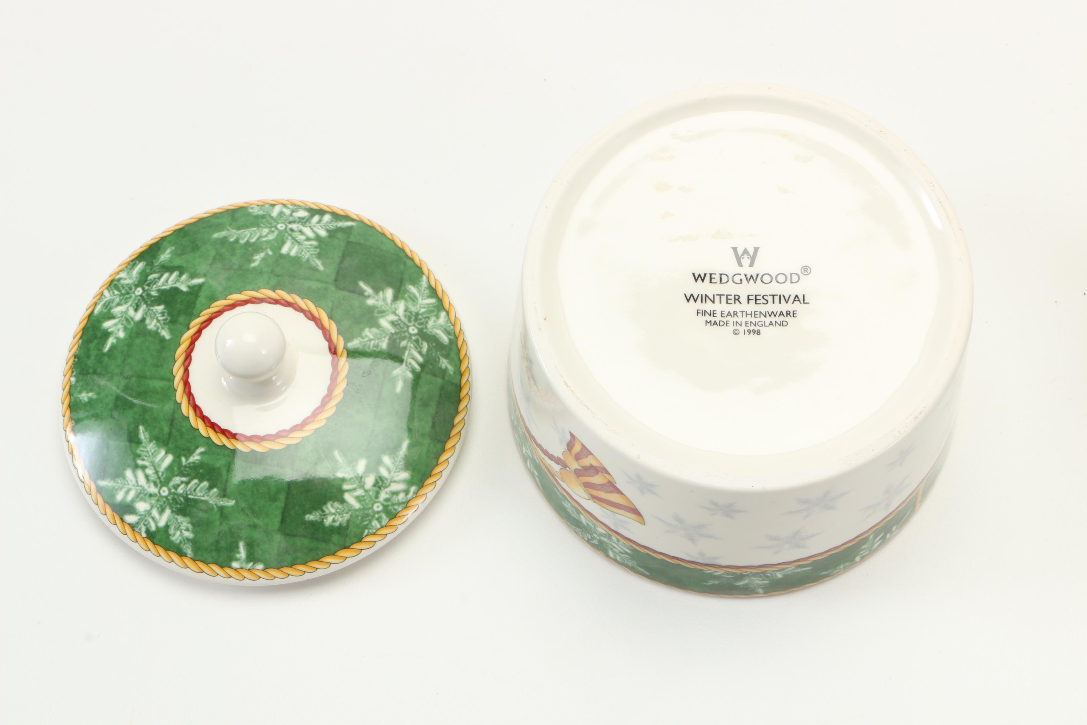 Wedgwood "Winter Festival" Earthenware Dish Set