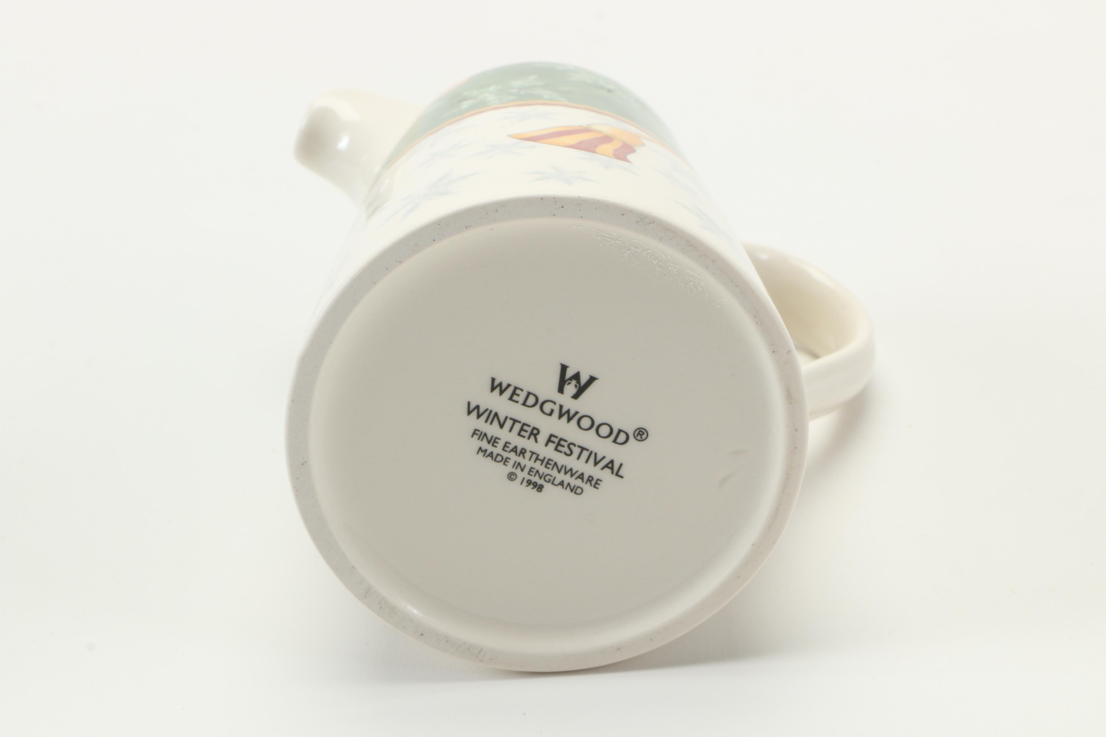 Wedgwood "Winter Festival" Earthenware Dish Set