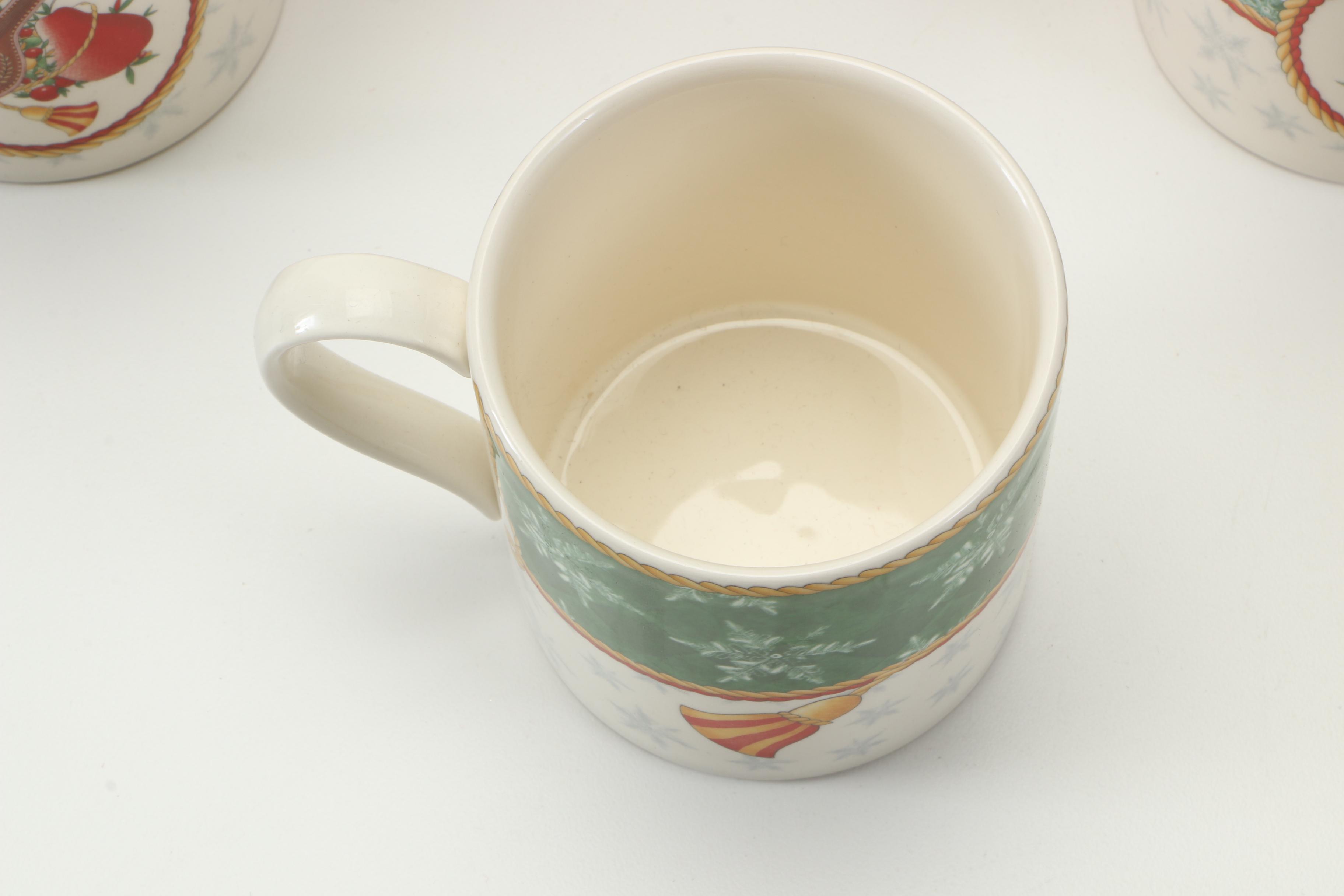 Wedgwood "Winter Festival" Earthenware Dish Set