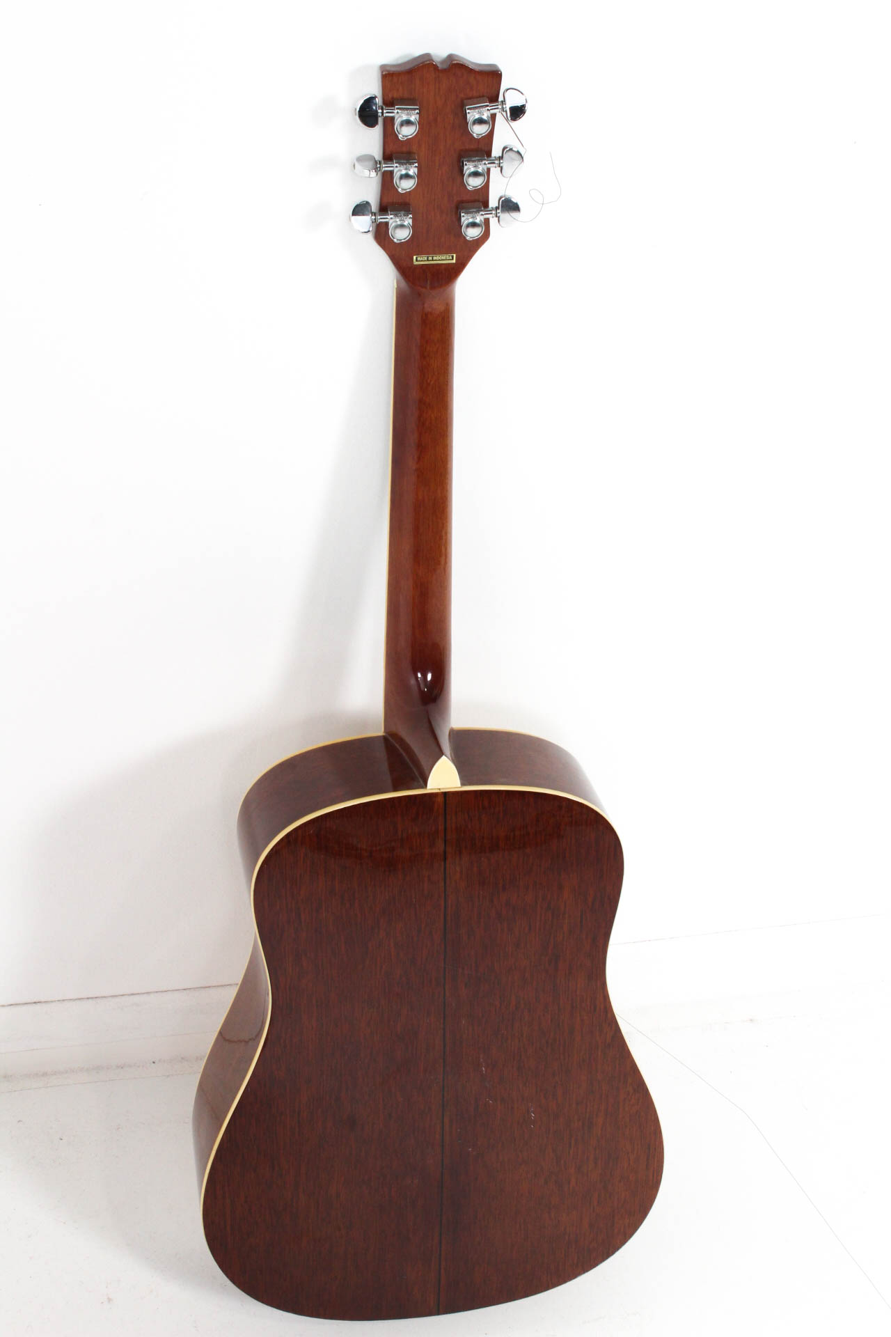 Mitchell WFM Dreadnought Style Acoustic Guitar