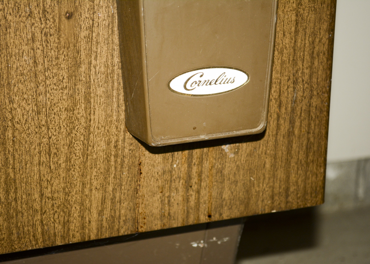 Vintage 7-UP Vending Machine by Cornelius