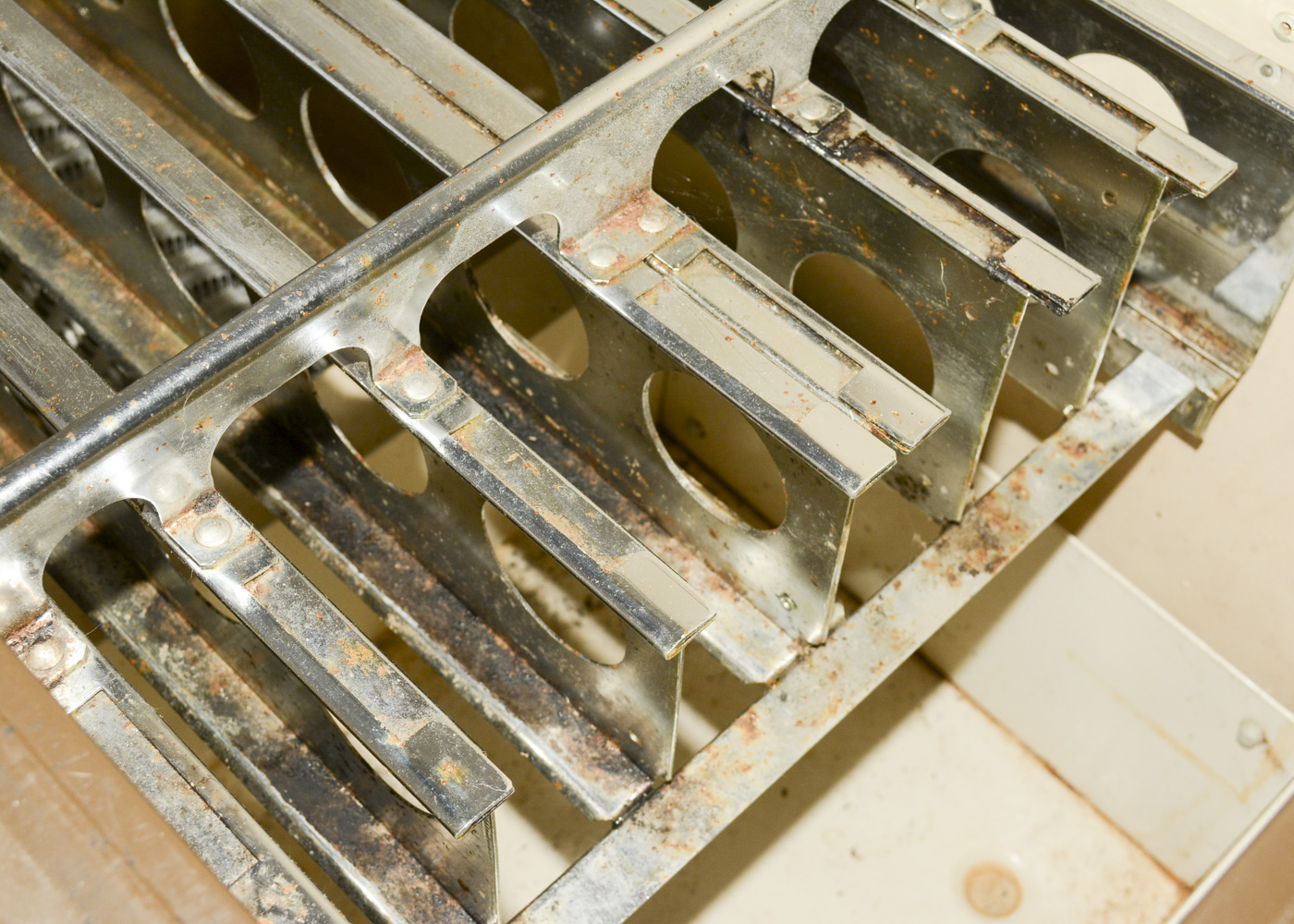 Vintage 7-UP Vending Machine by Cornelius