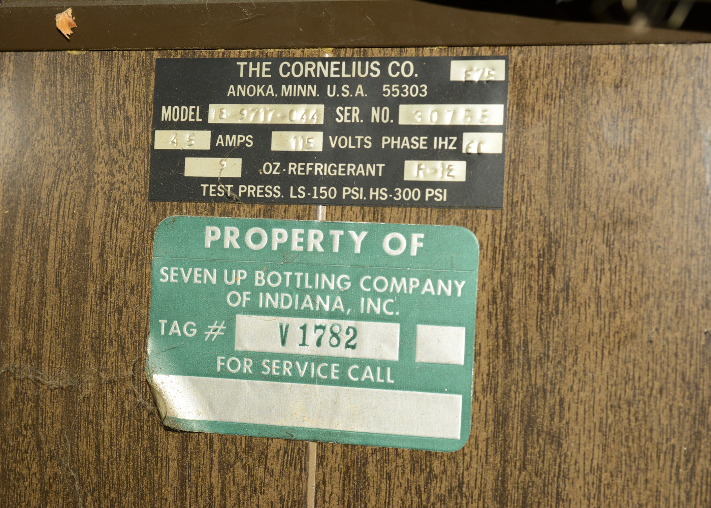 Vintage 7-UP Vending Machine by Cornelius