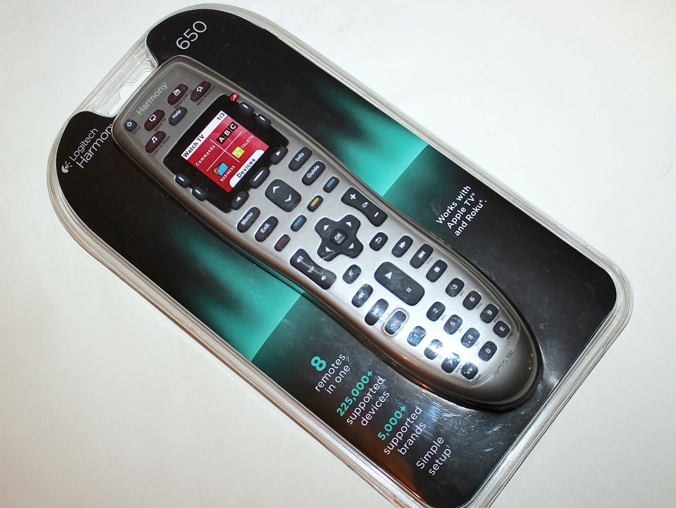 Logitech Harmony 650 Universal Remote with Insignia 26" Flatpanel LCD TV