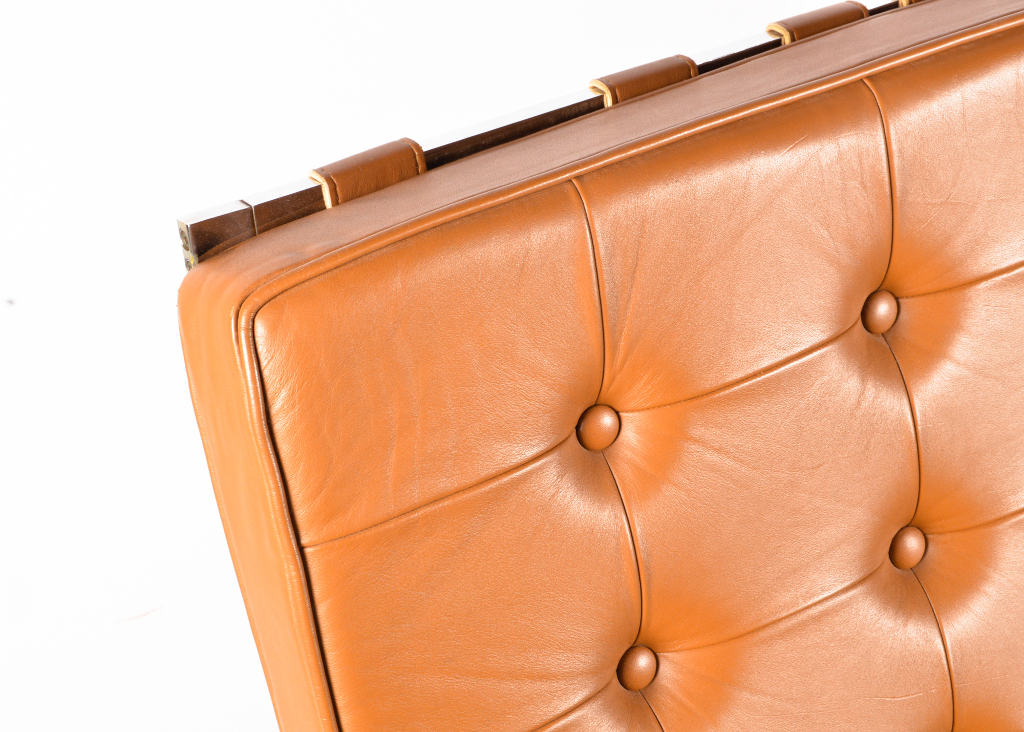 "Barcelona" Style Chair by Geoform Designs